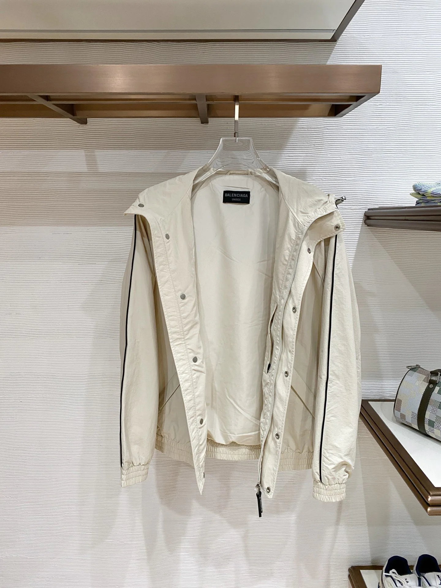 Куртки И Пуховики Мужские Balenciaga 14579941