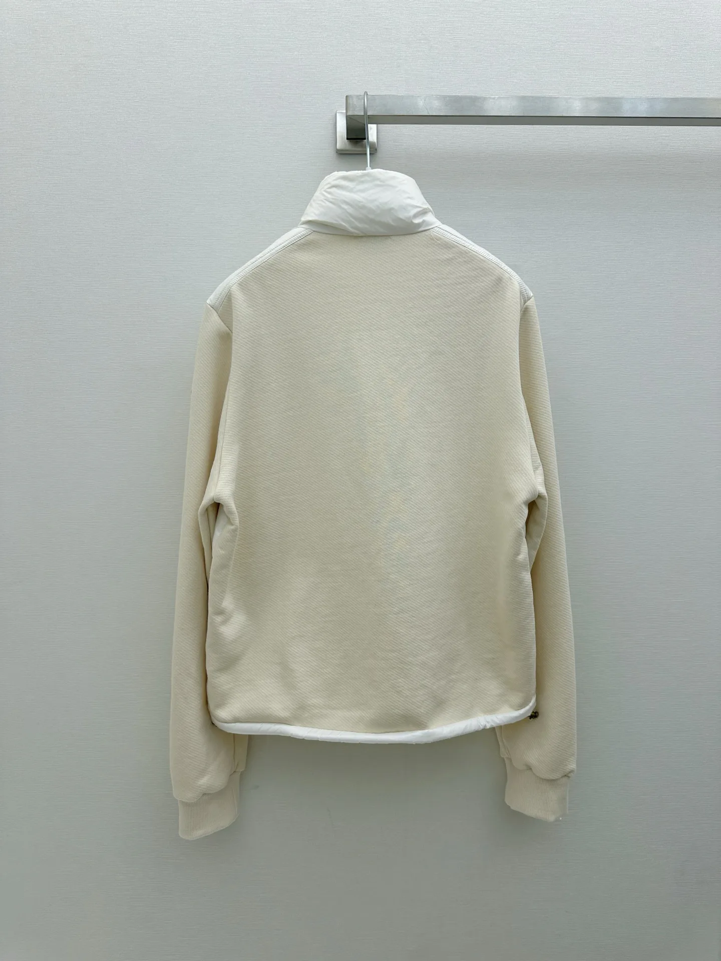 Куртки И Пуховики Женские Moncler 17960469