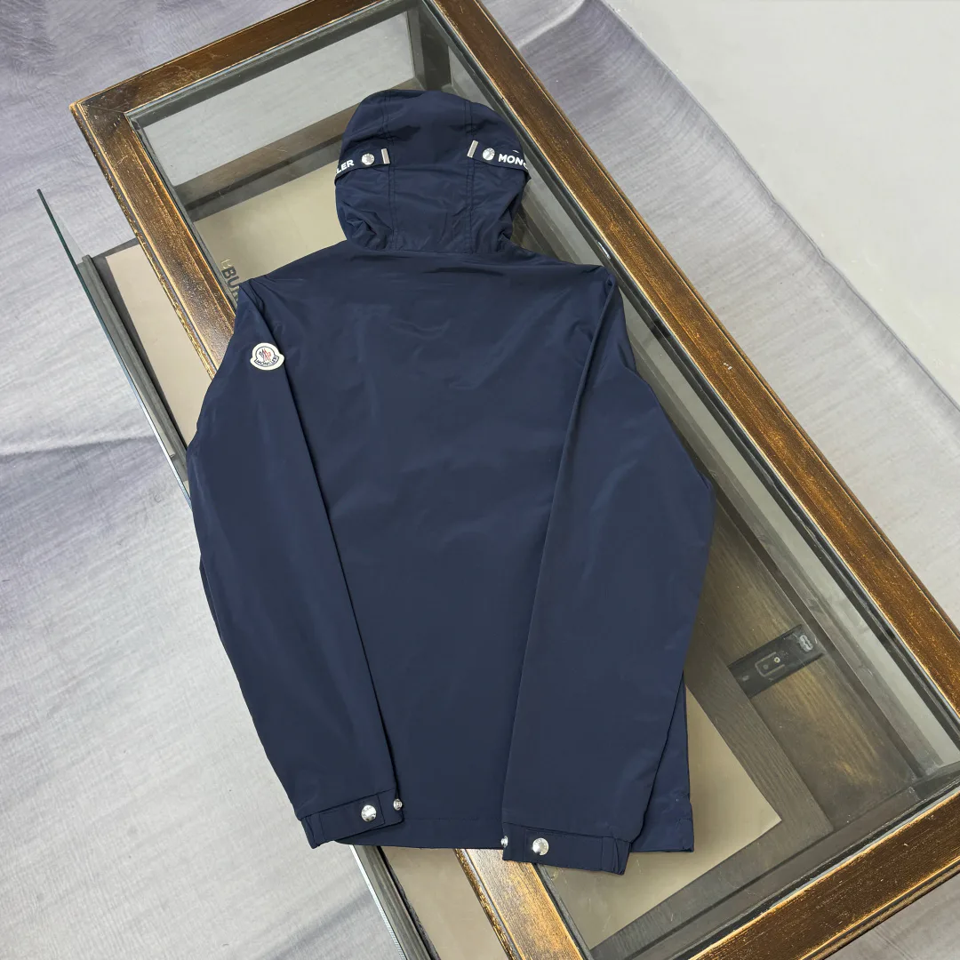 Куртки И Пуховики Женские Moncler 18416530