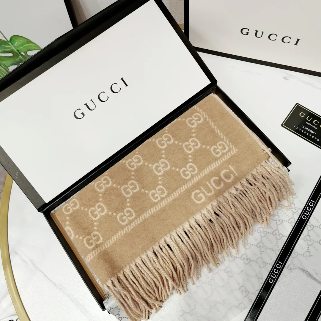 Шарфы Gucci 184250