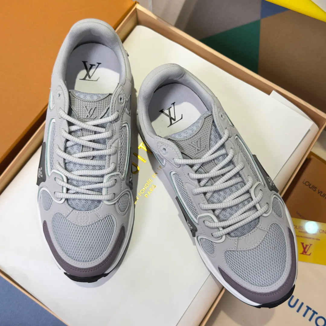 Кроссовки Женские Louis Vuitton 11646822