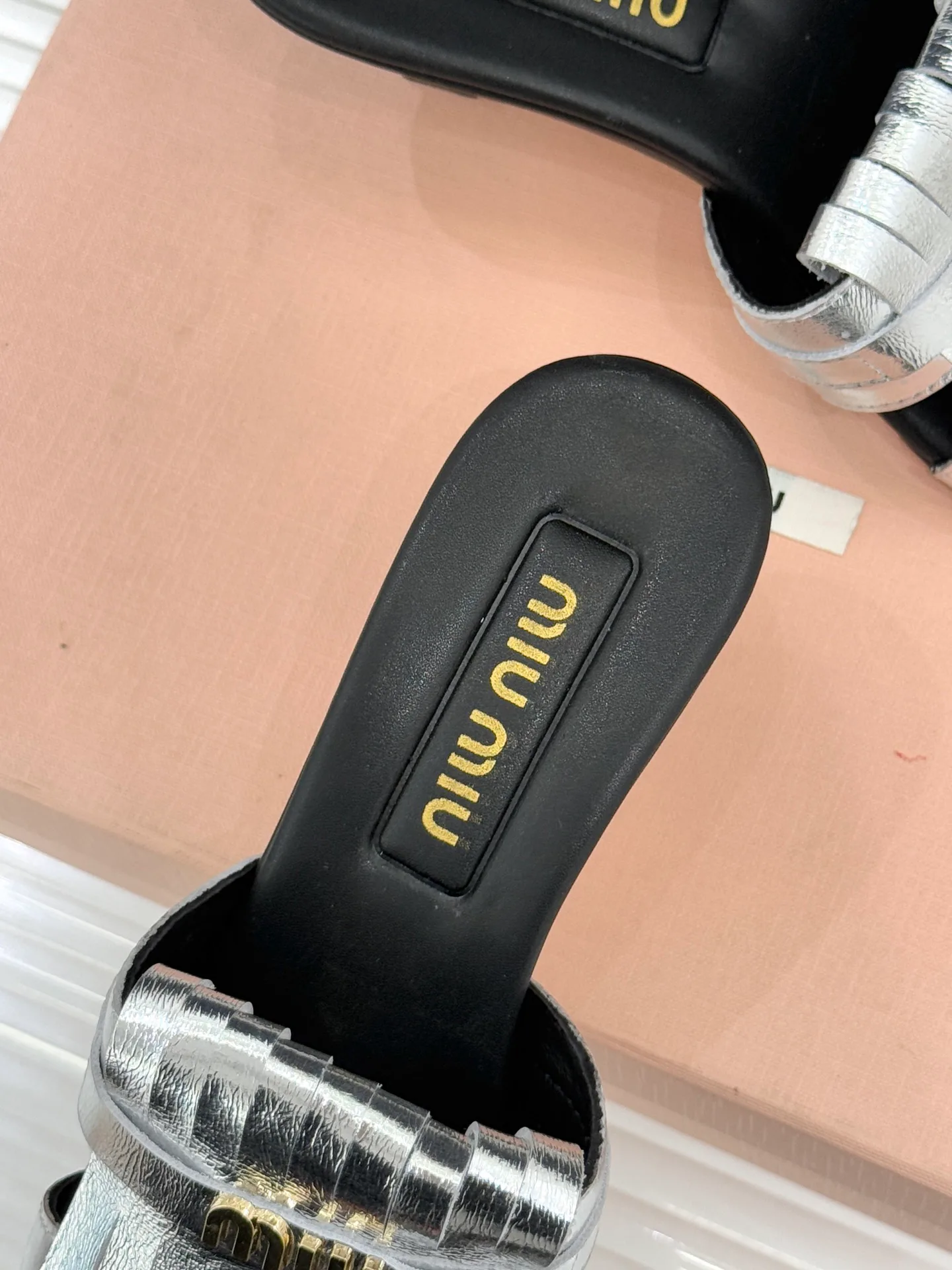 Босоножки Женские Miu Miu 11160219