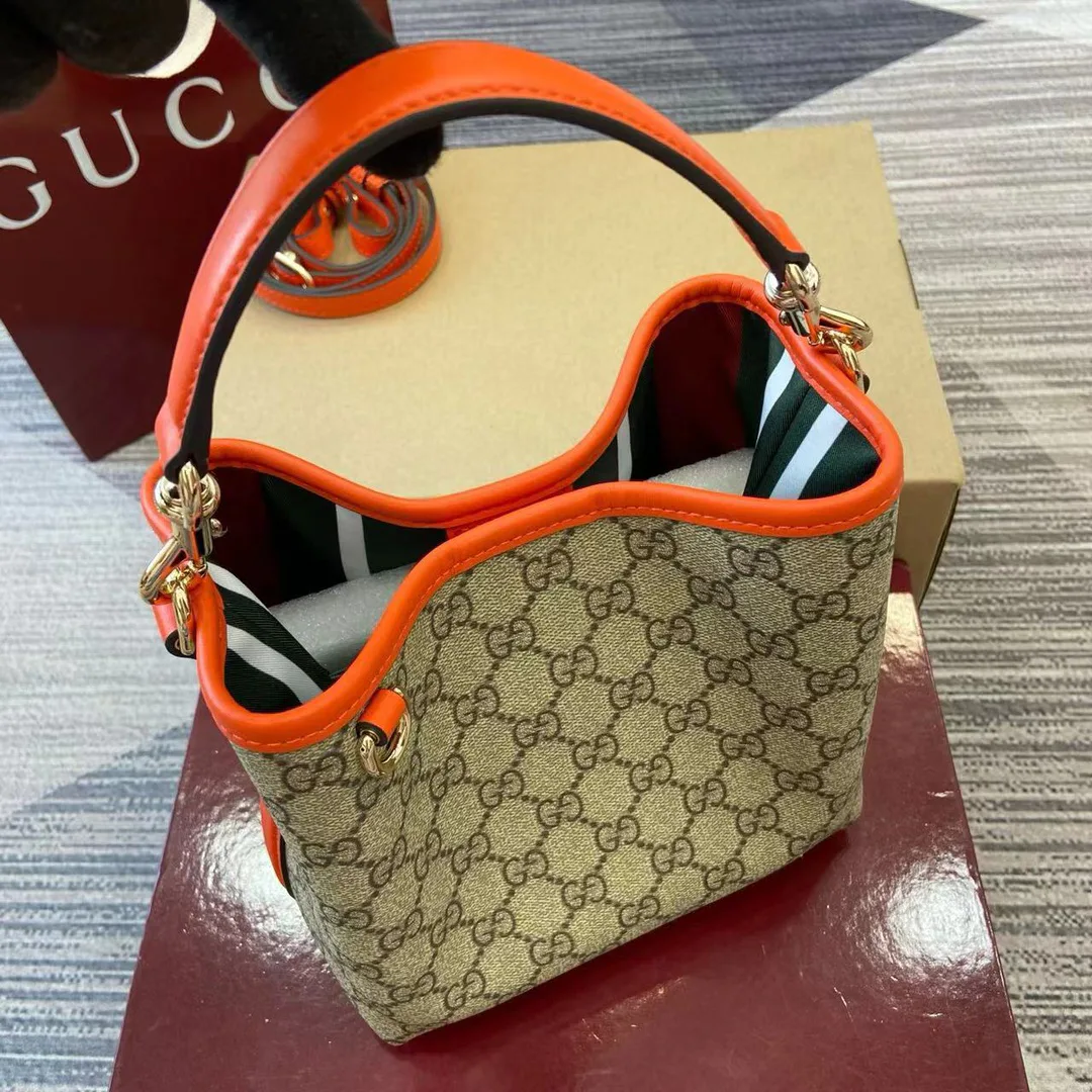 Классические Сумки Женские Gucci 11394902
