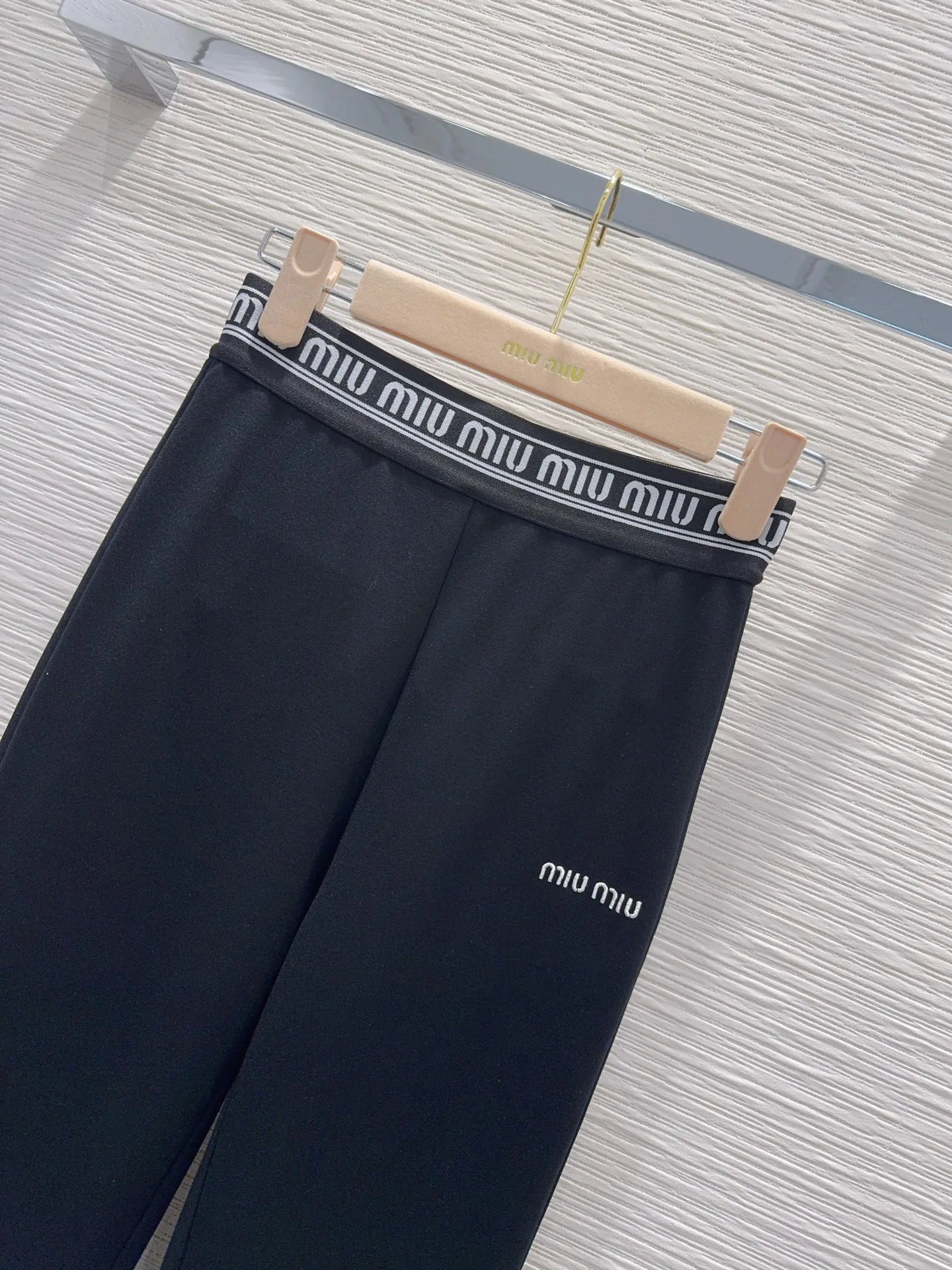 Брюки Женские Miu Miu 17988073