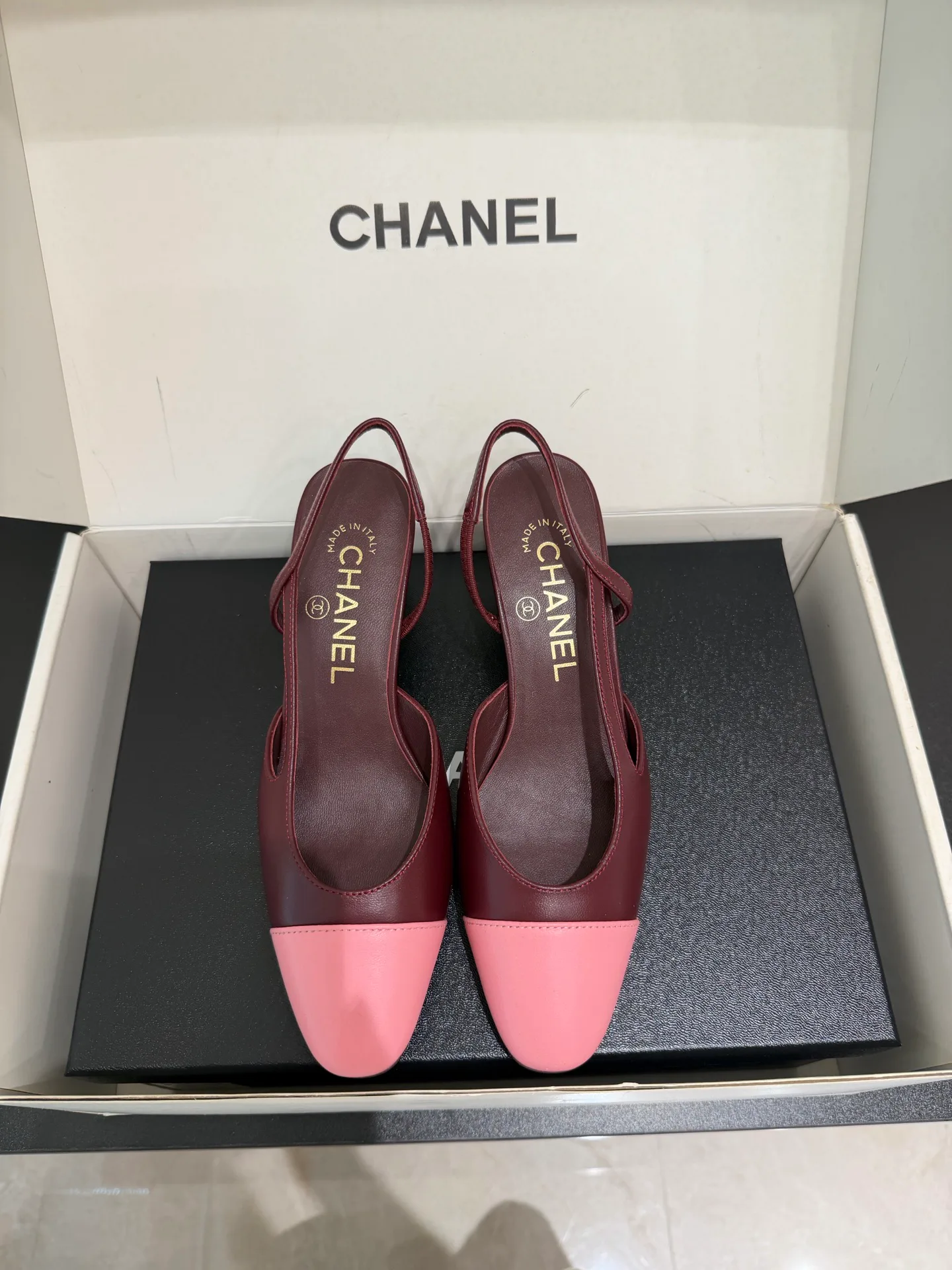 Босоножки Женские Chanel 18087714