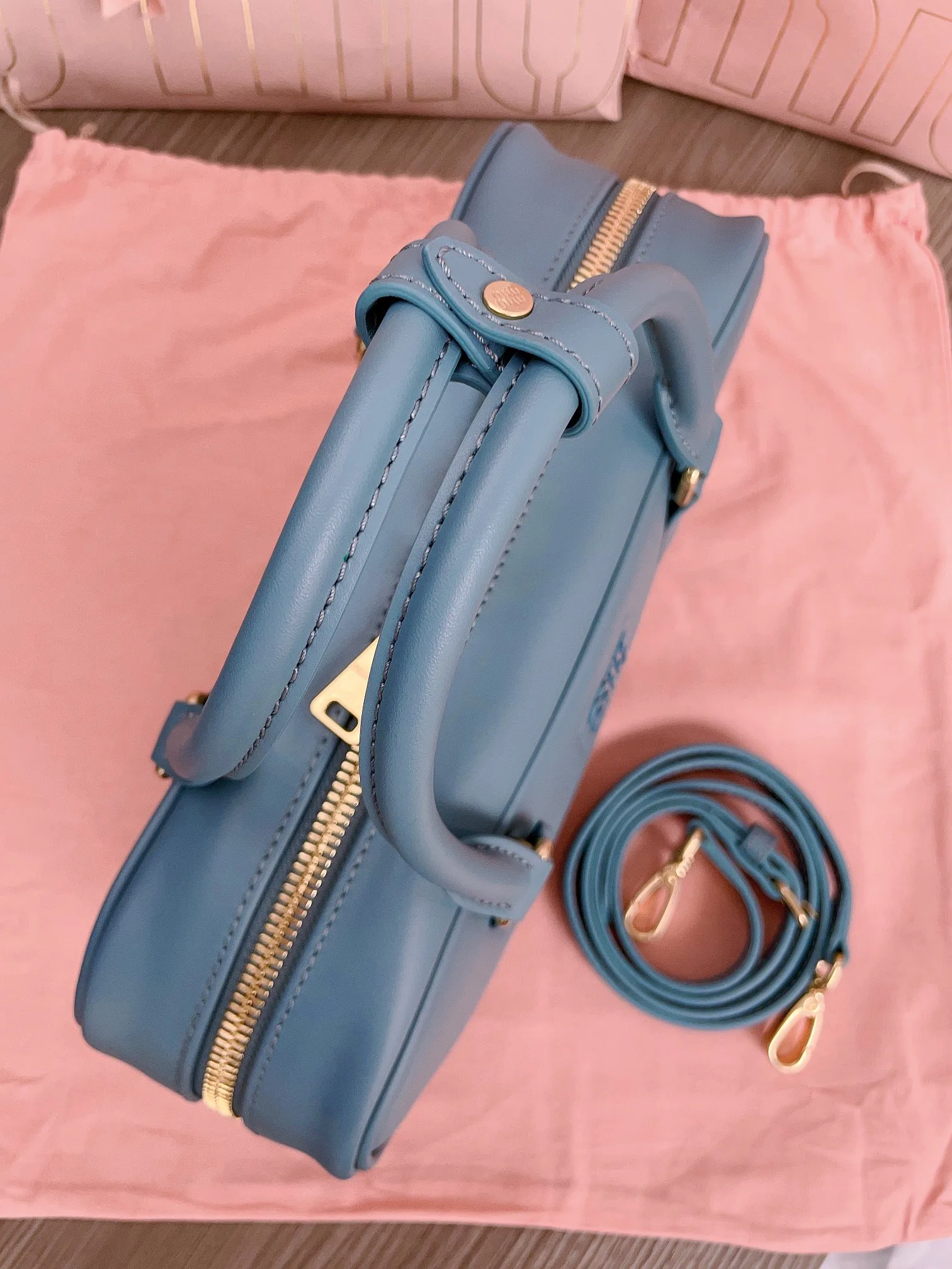 Сумки На Ремне Женские Miu Miu 61417