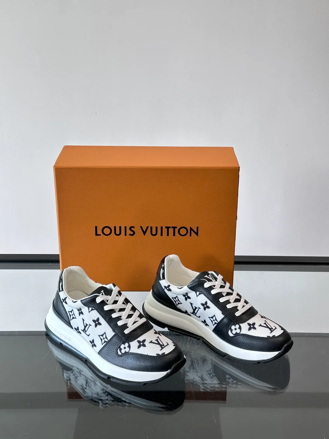 Кроссовки Мужские Louis Vuitton 398350