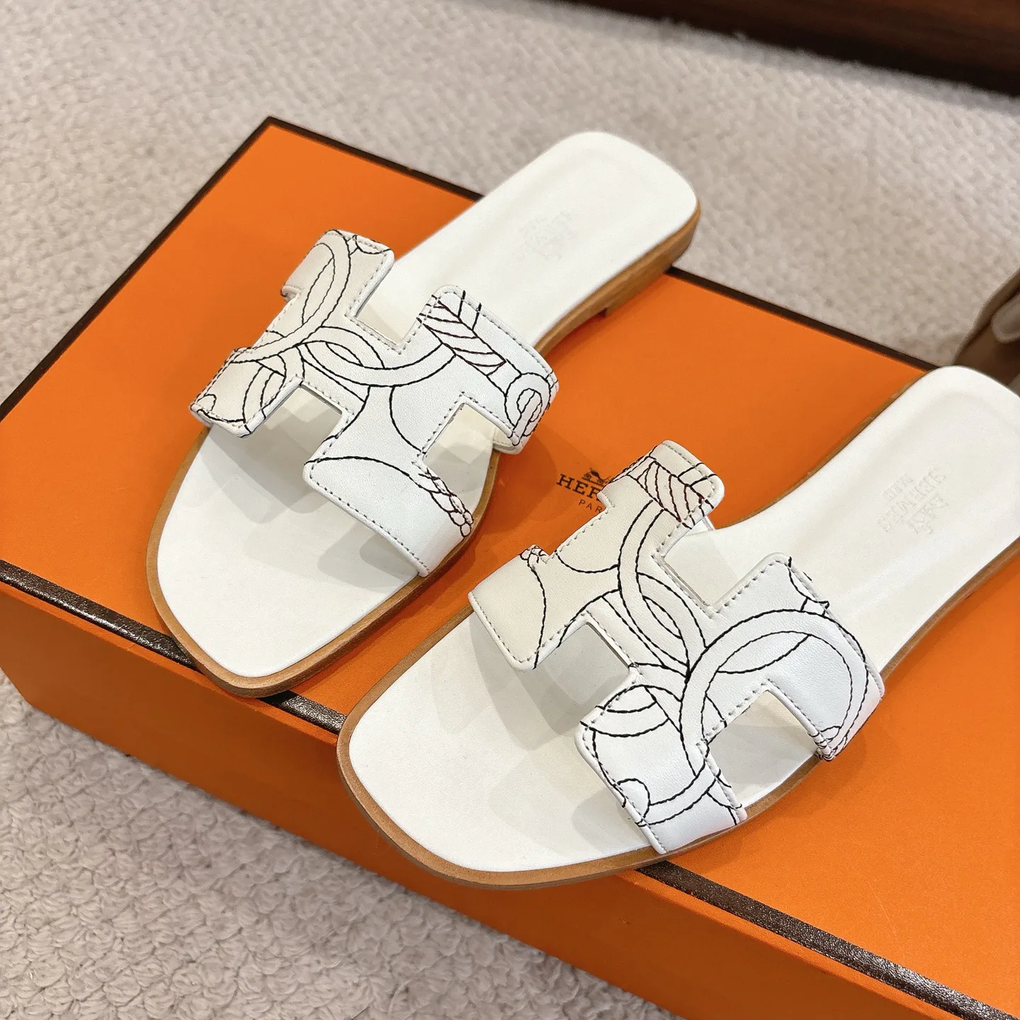 Шлепанцы Женские Hermes 879098