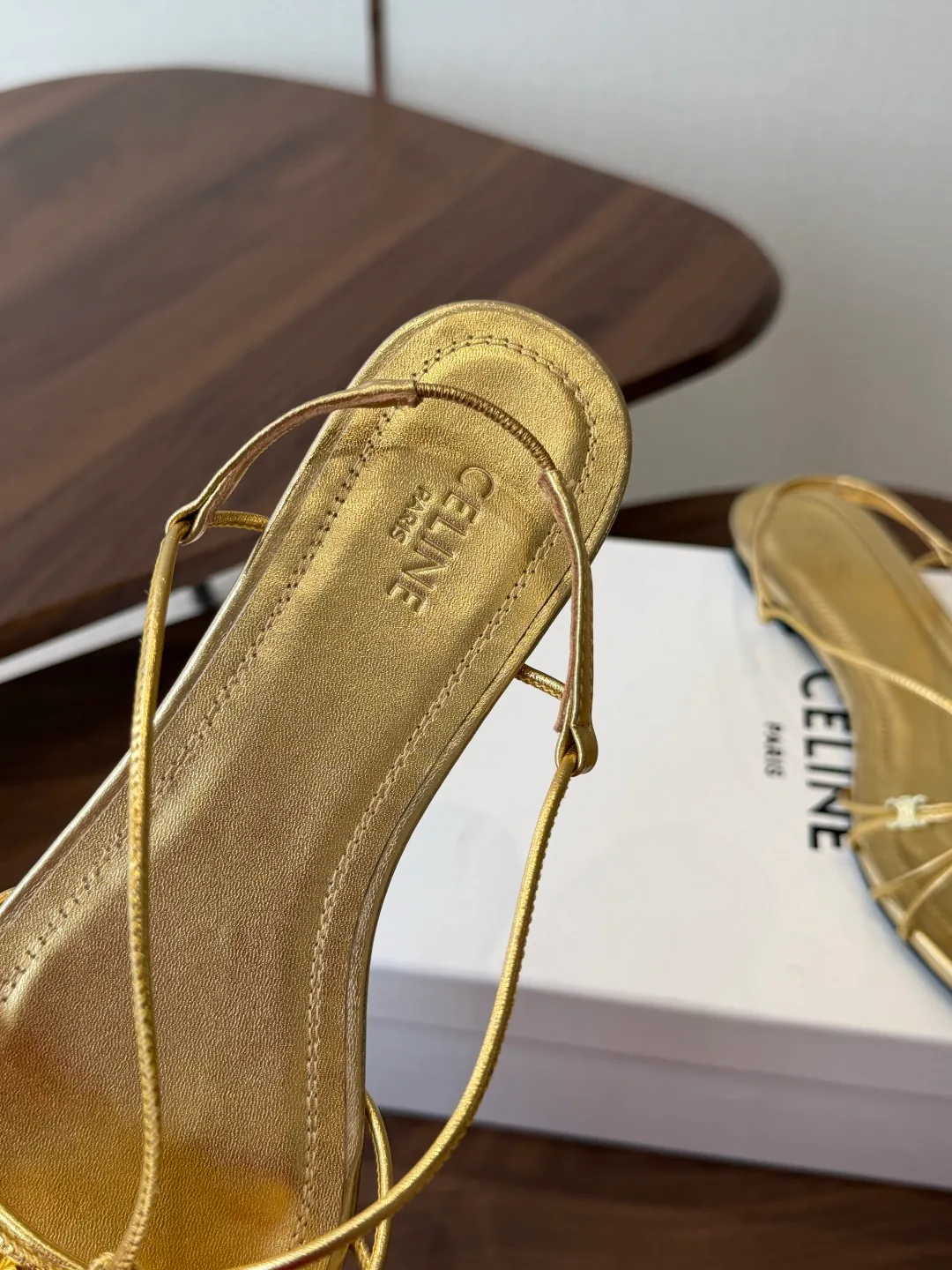 Босоножки Женские Celine 17908937