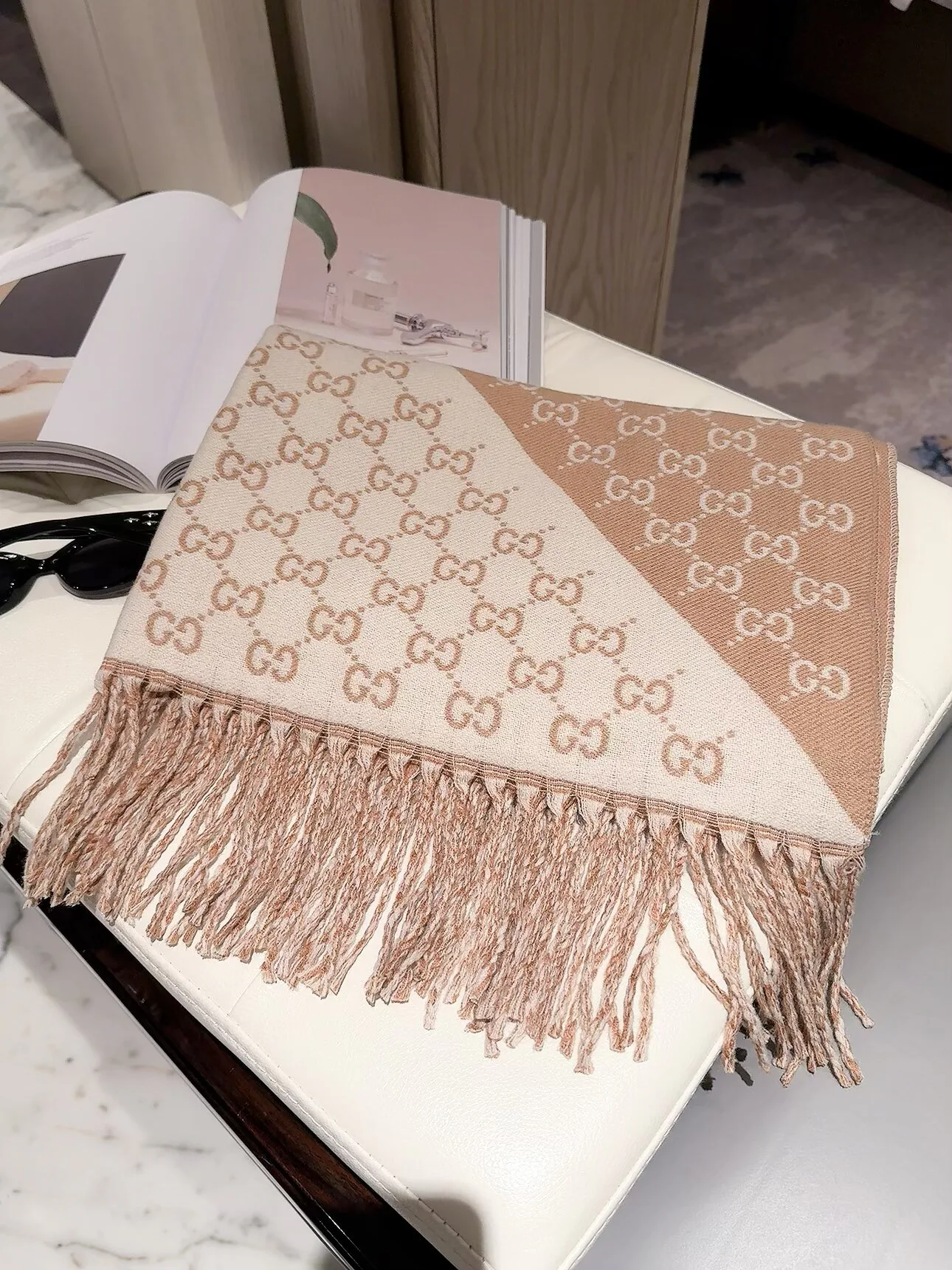 Шарфы Gucci 18322642