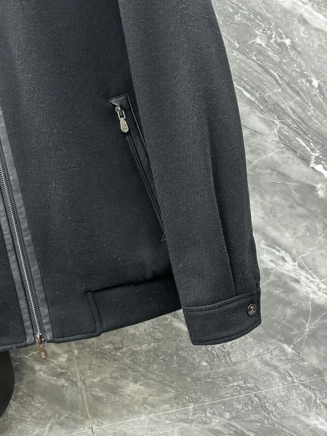 Куртки И Пуховики Мужские Brunello Cucinelli 342117