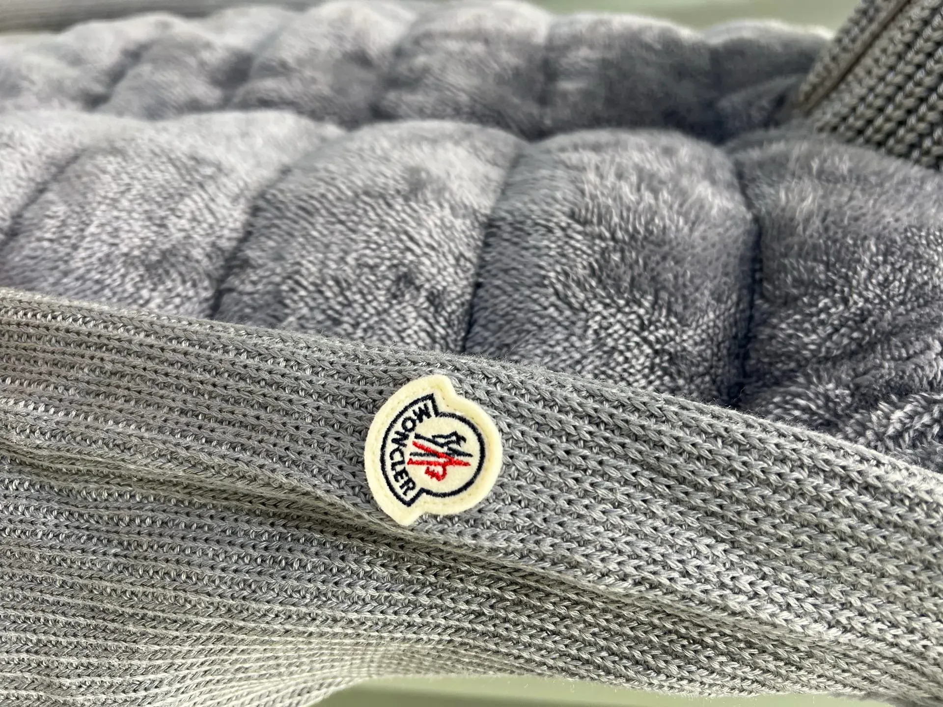 Куртки И Пуховики Женские Moncler 766751