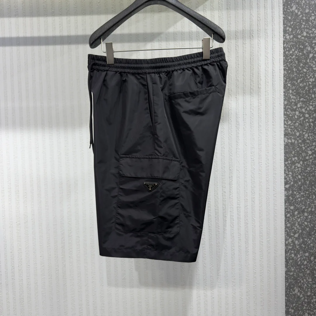 Шорты Мужские Prada 13139500