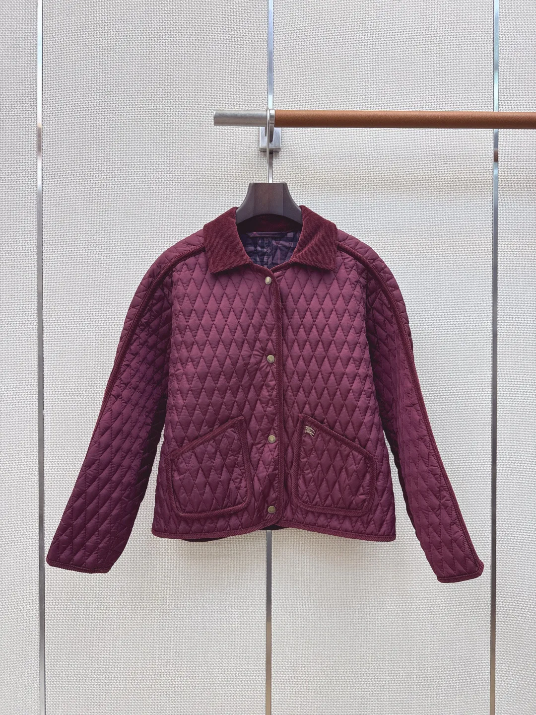 Куртки И Пуховики Женские Burberry 18225620