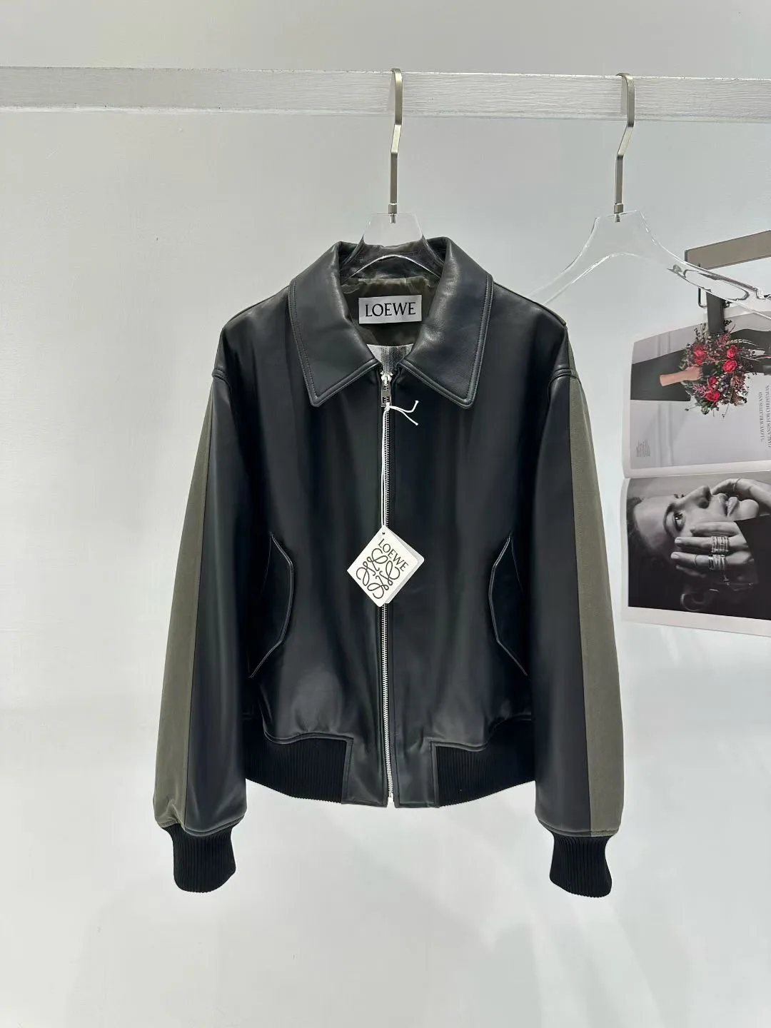 Кожаные Куртки И Дублёнки Женские Loewe 11429011