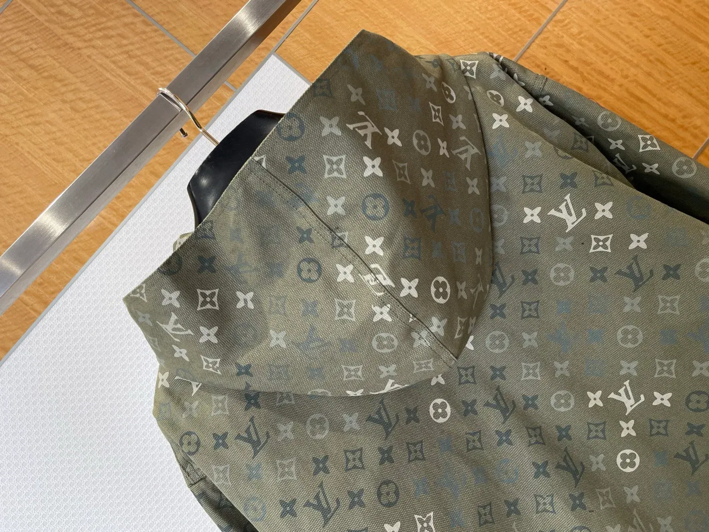 Куртки И Пуховики Мужские Louis Vuitton 5877487