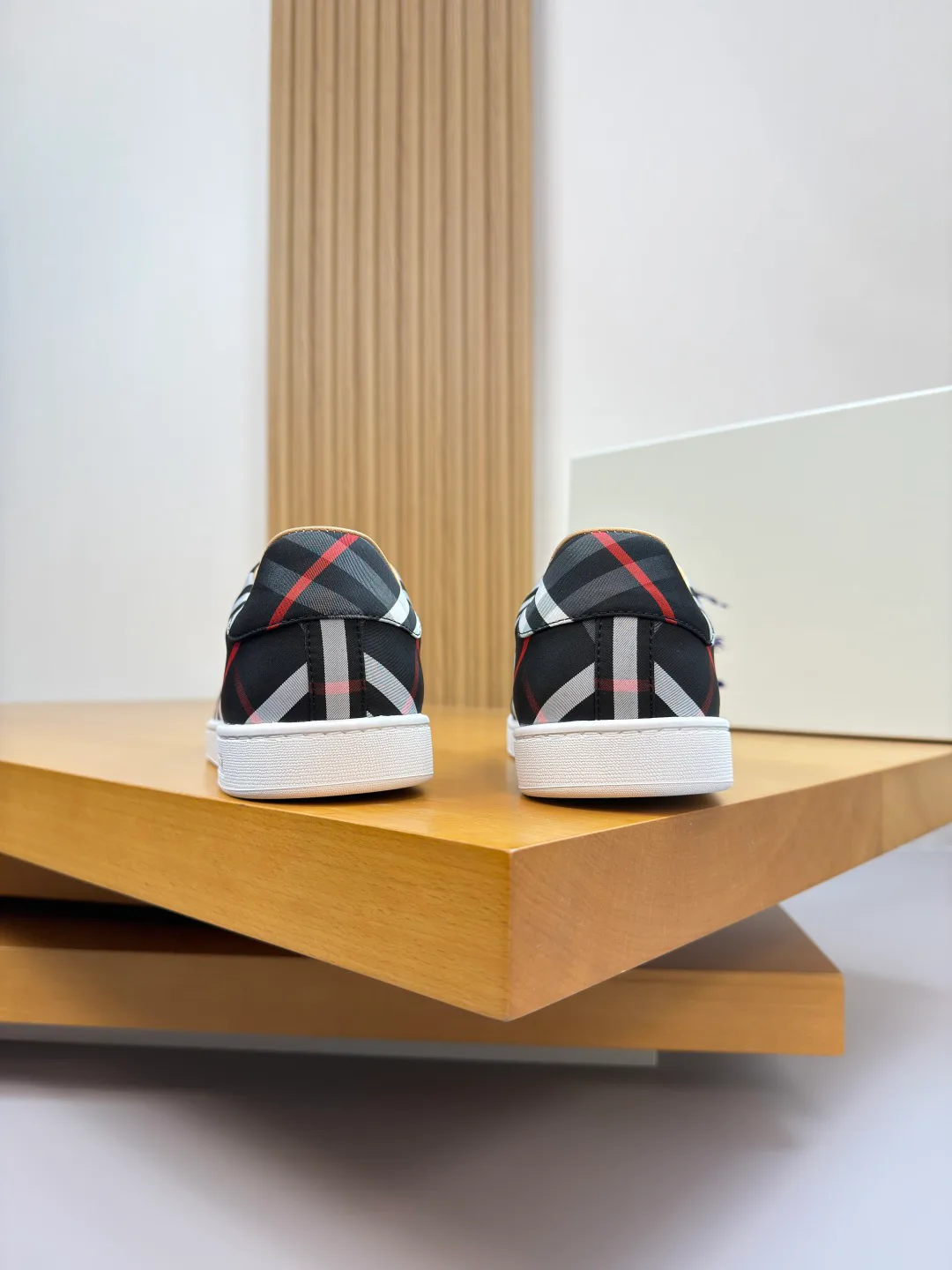 Кеды Мужские Burberry 2389616