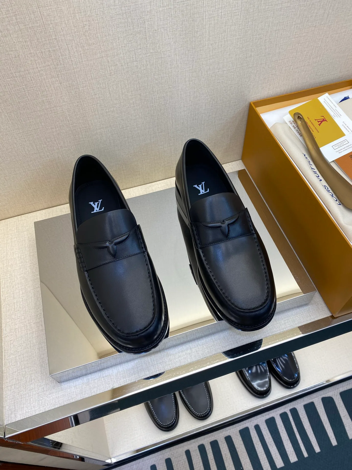 Лоферы И Туфли Мужские Louis Vuitton 17971742