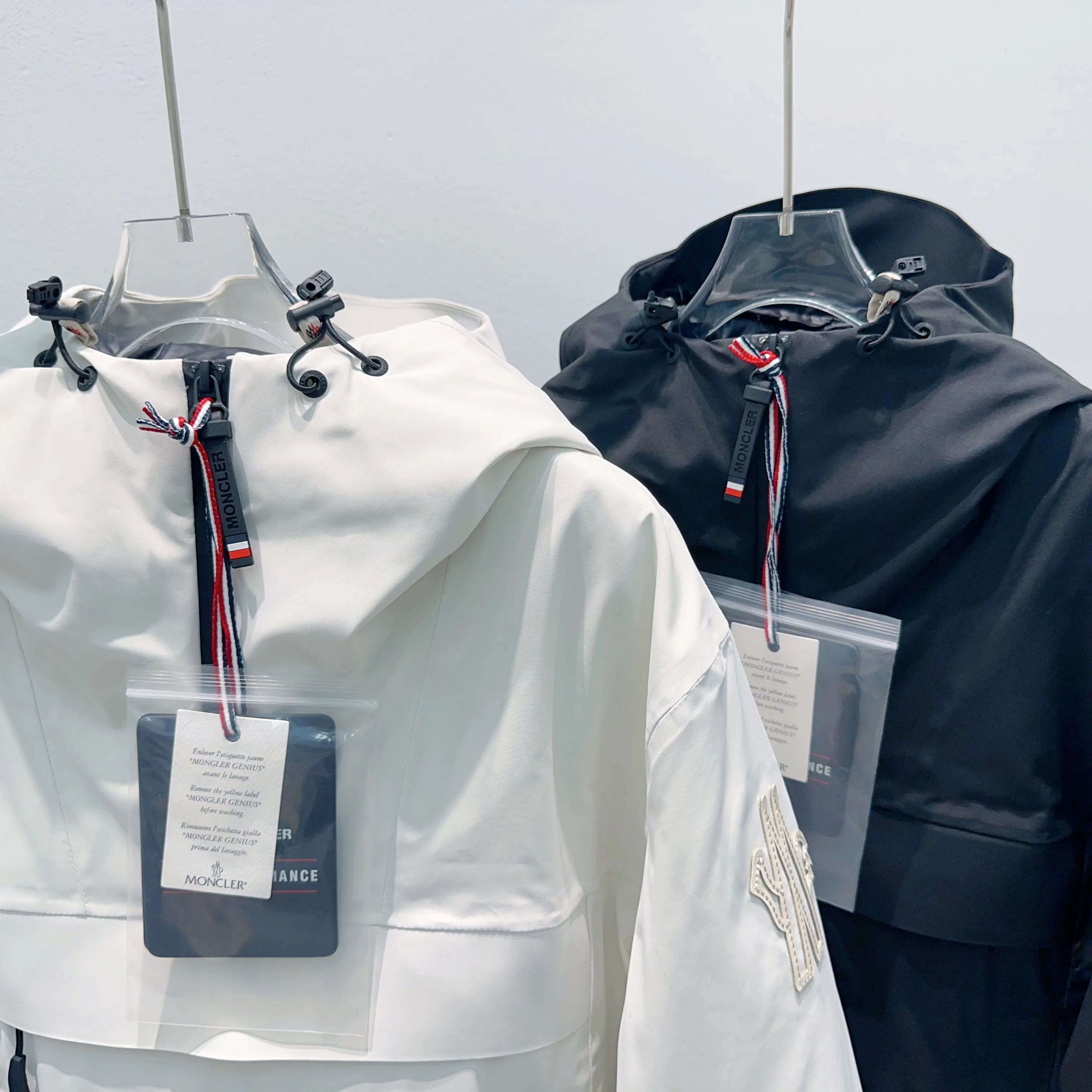Куртки И Пуховики Женские Moncler 18710262