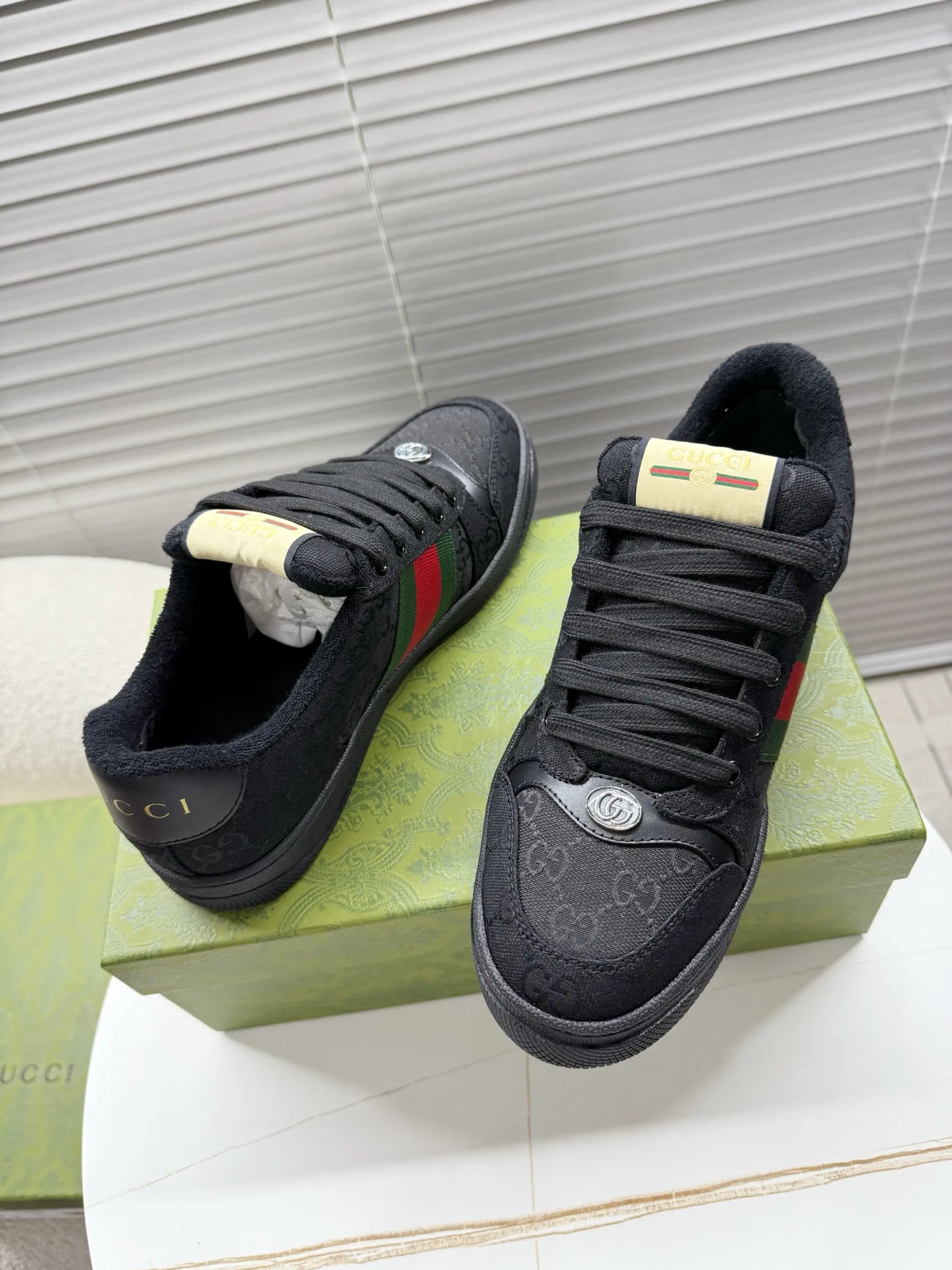 Кроссовки Женские Gucci 17451076