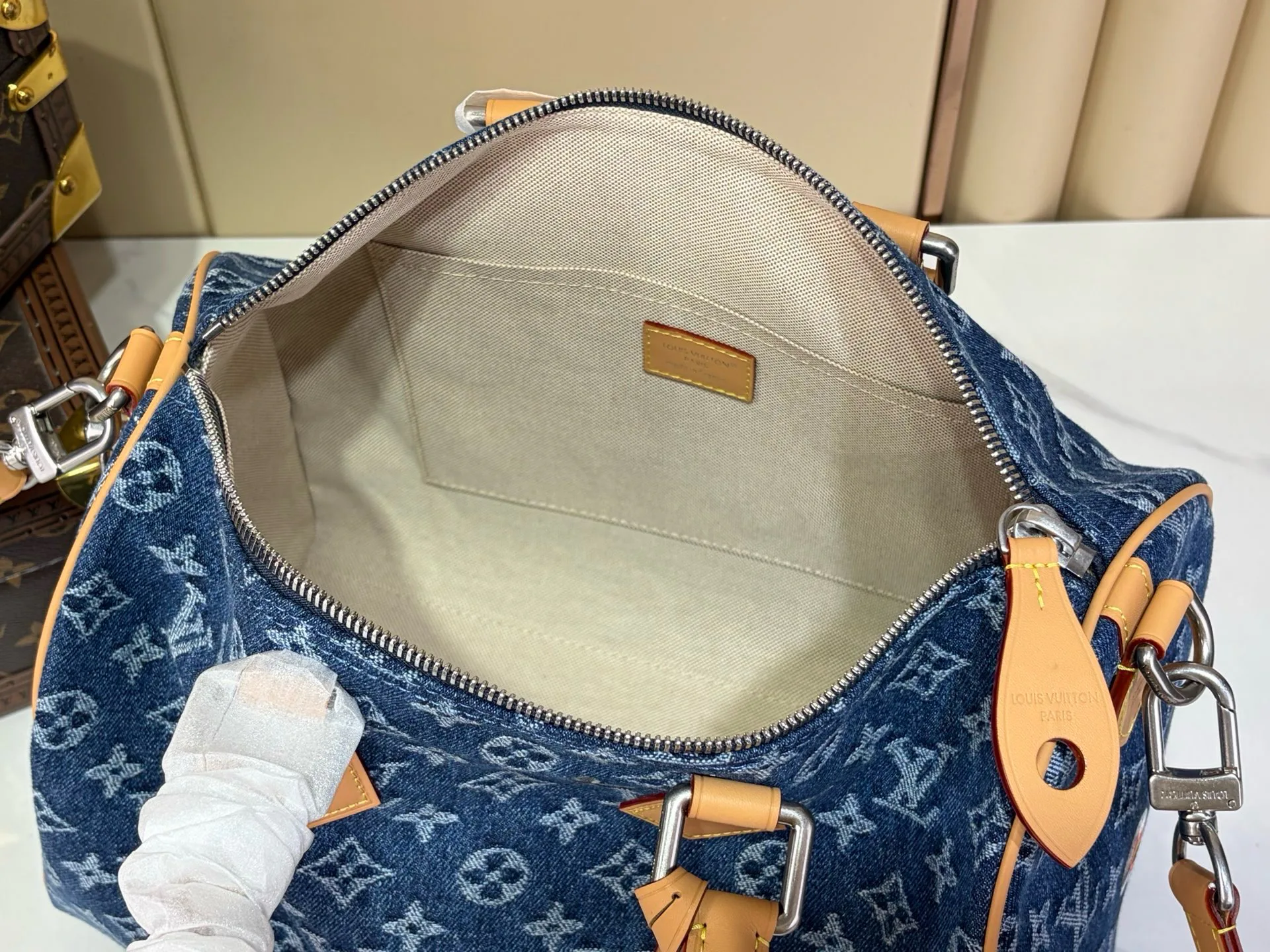 Классические Сумки Женские Louis Vuitton 17450396