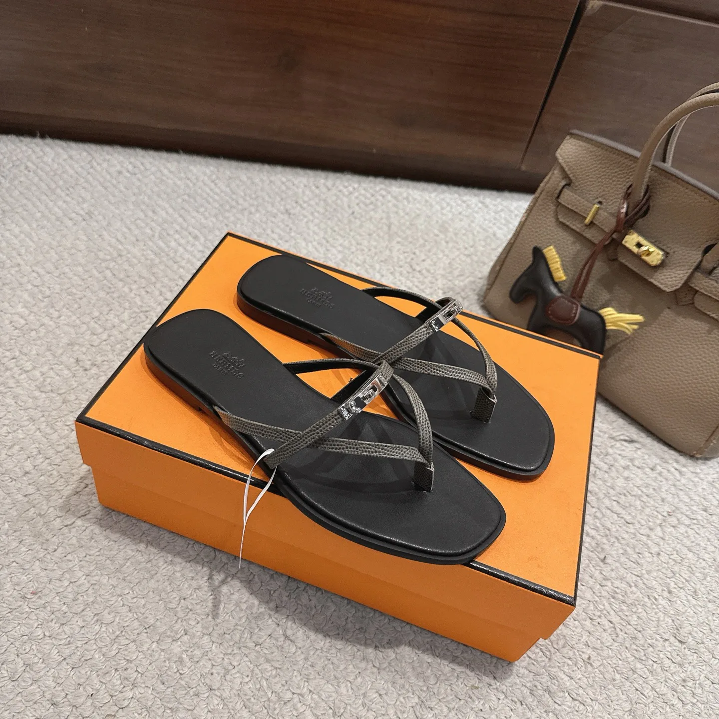 Шлепанцы Женские Hermes 17625094