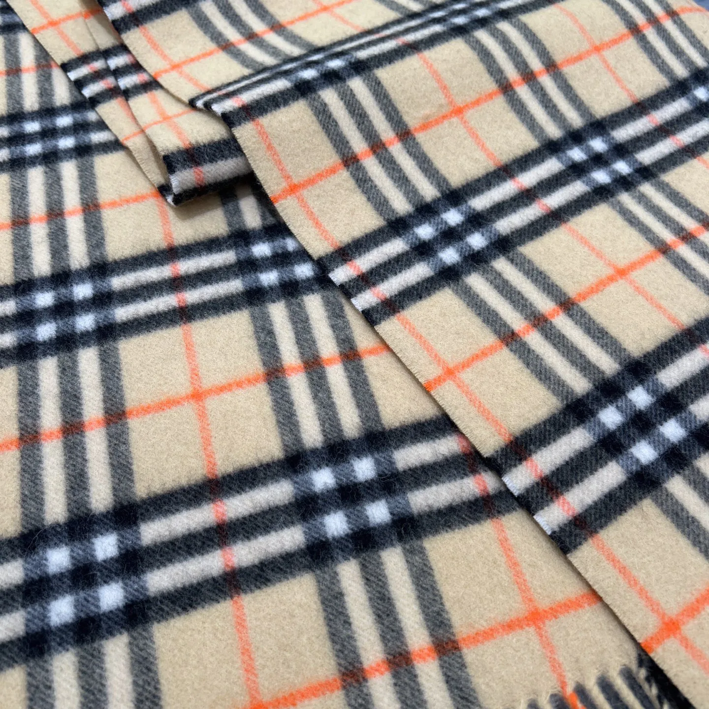 Шарфы Burberry 1086871