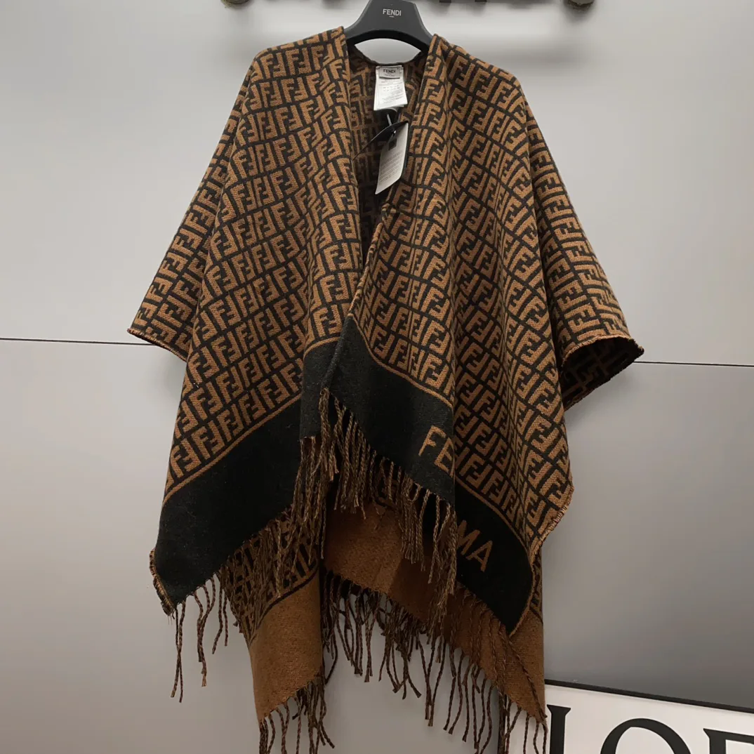 Пальто Женские Fendi 18518798