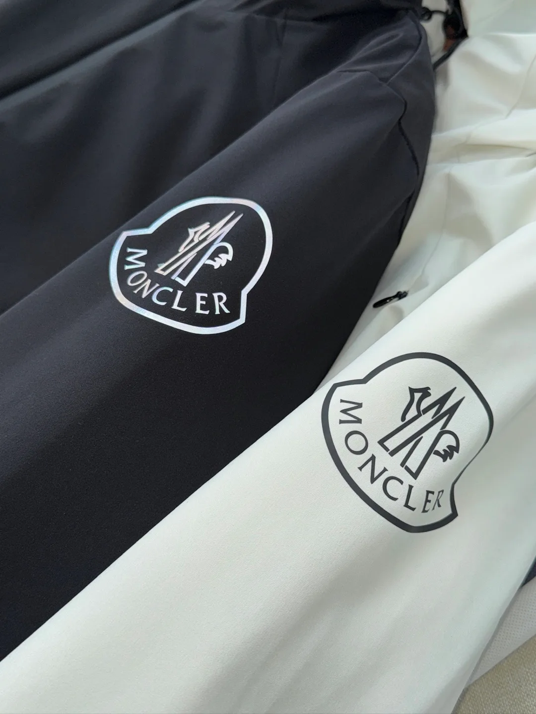 Куртки И Пуховики Женские Moncler 18728791