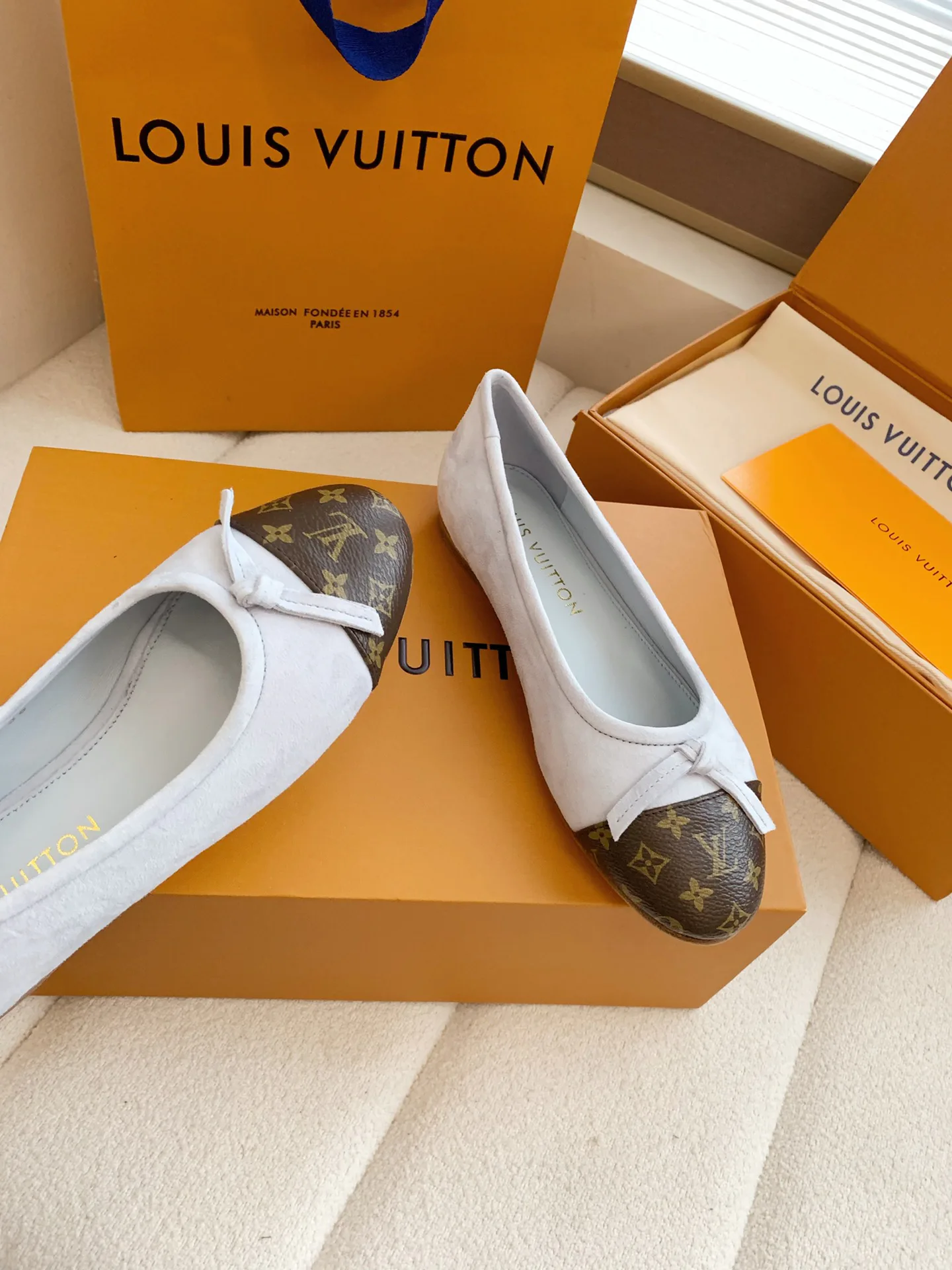 Балетки Женские Louis Vuitton 18460944