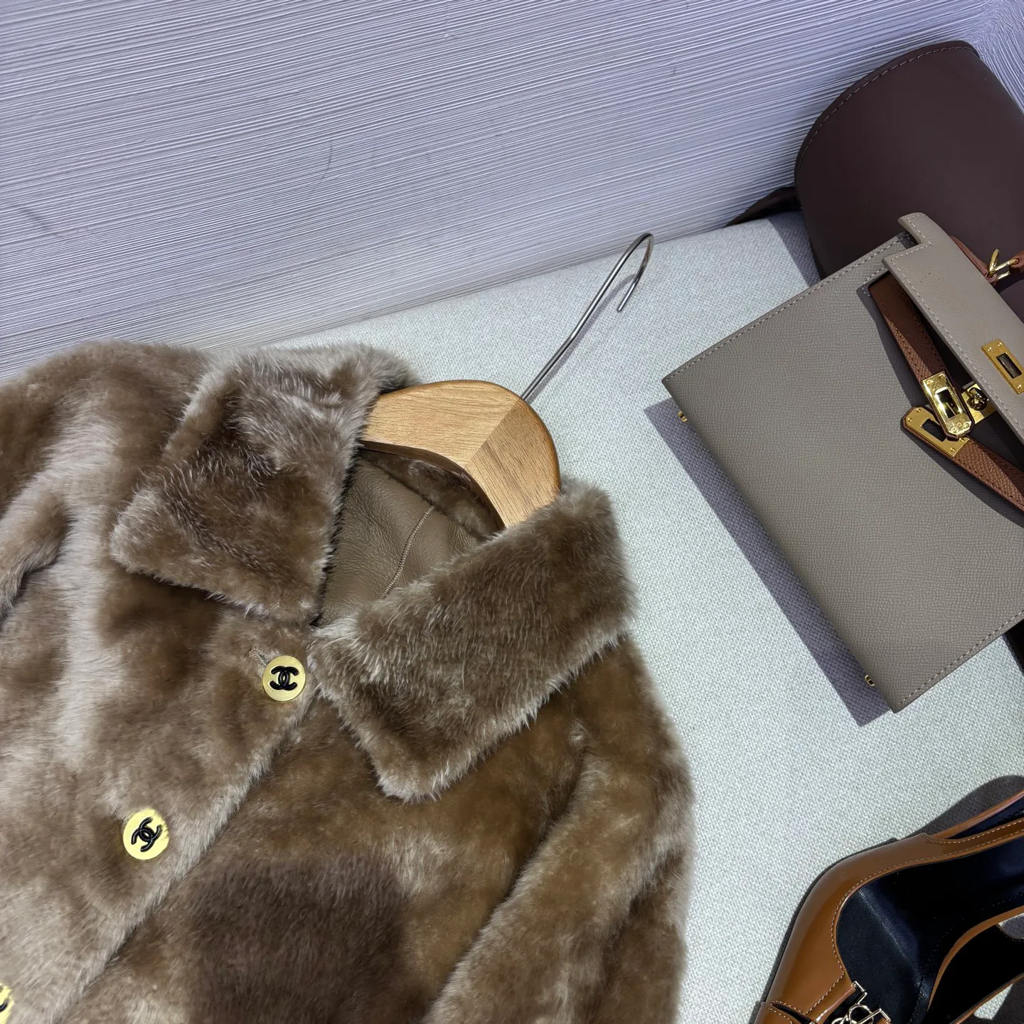 Кожаные Куртки И Дублёнки Женские Chanel 18016151