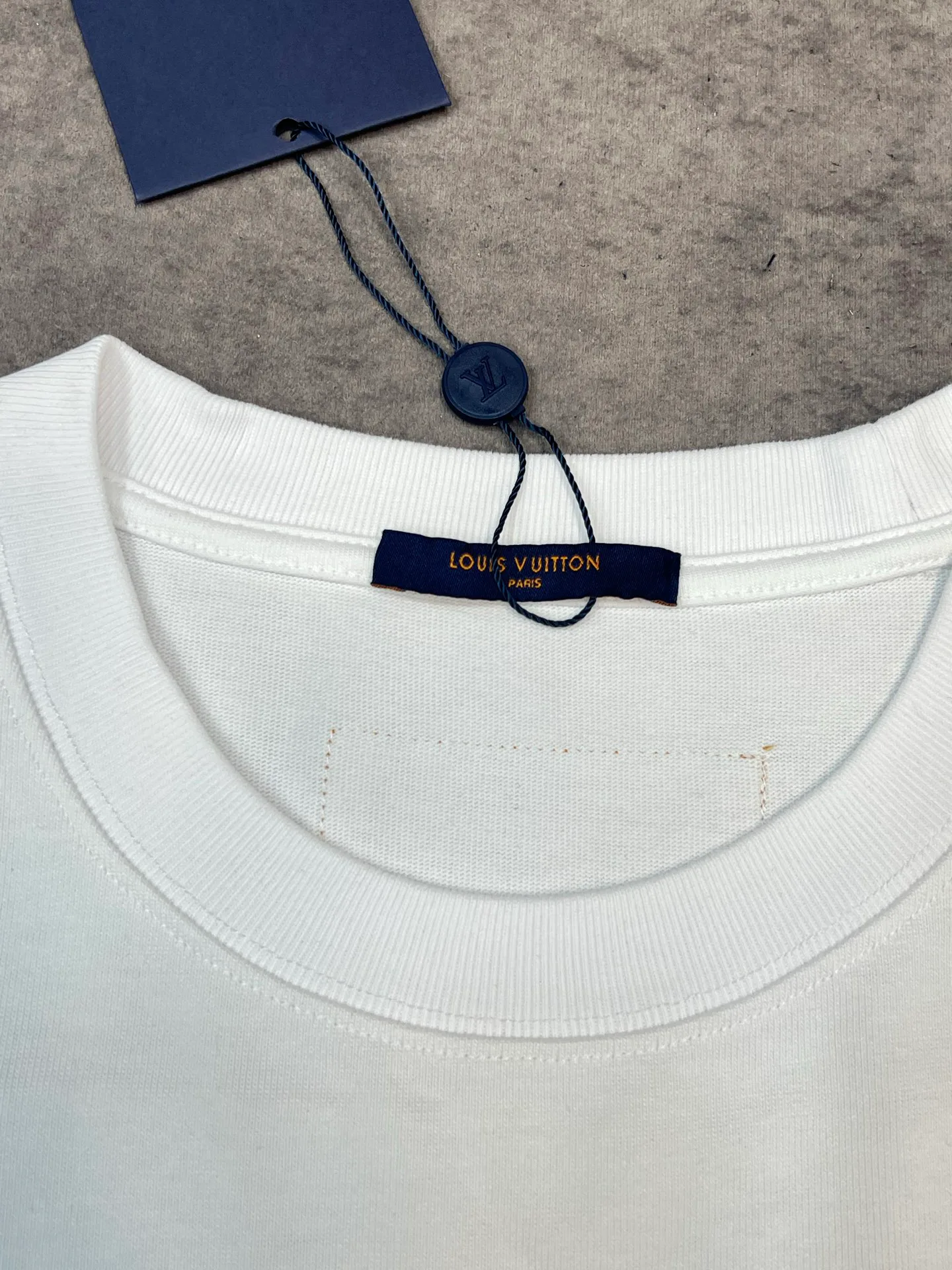 Футболки Мужские Louis Vuitton 1297316