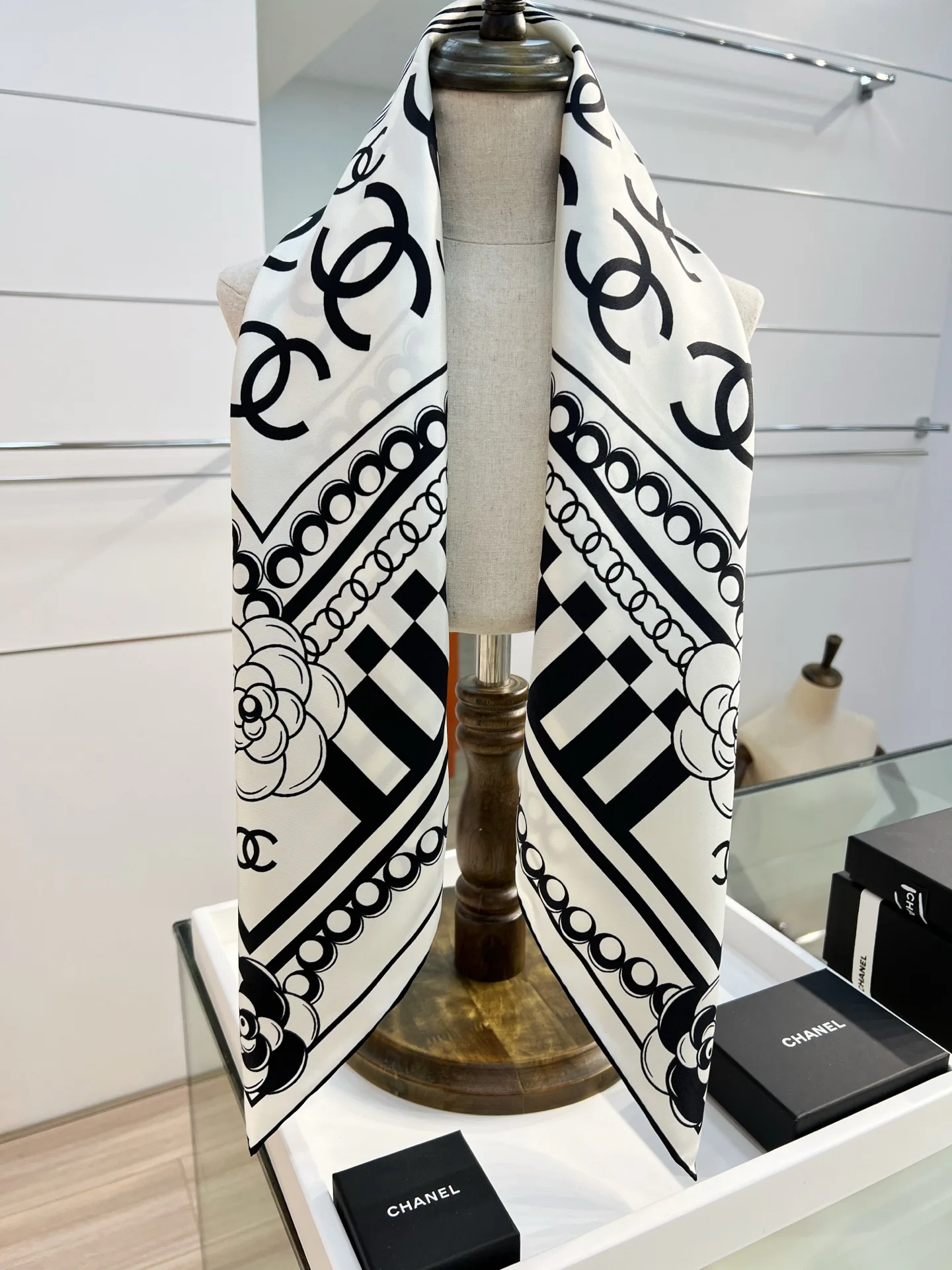 Шарфы Chanel 523827