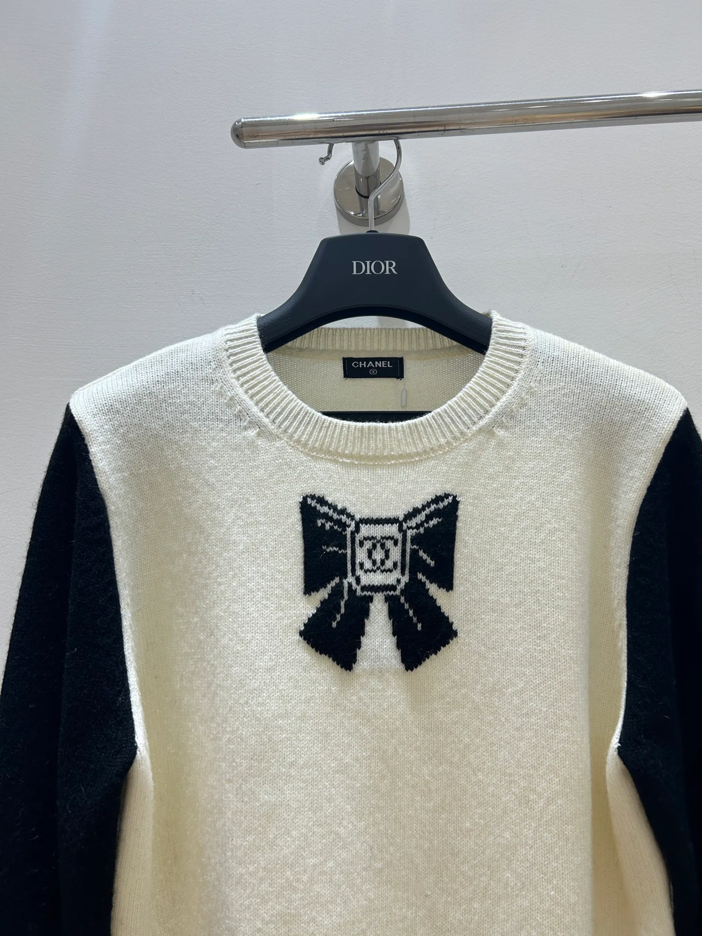 Джемперы И Свитеры Женские Chanel 18096619