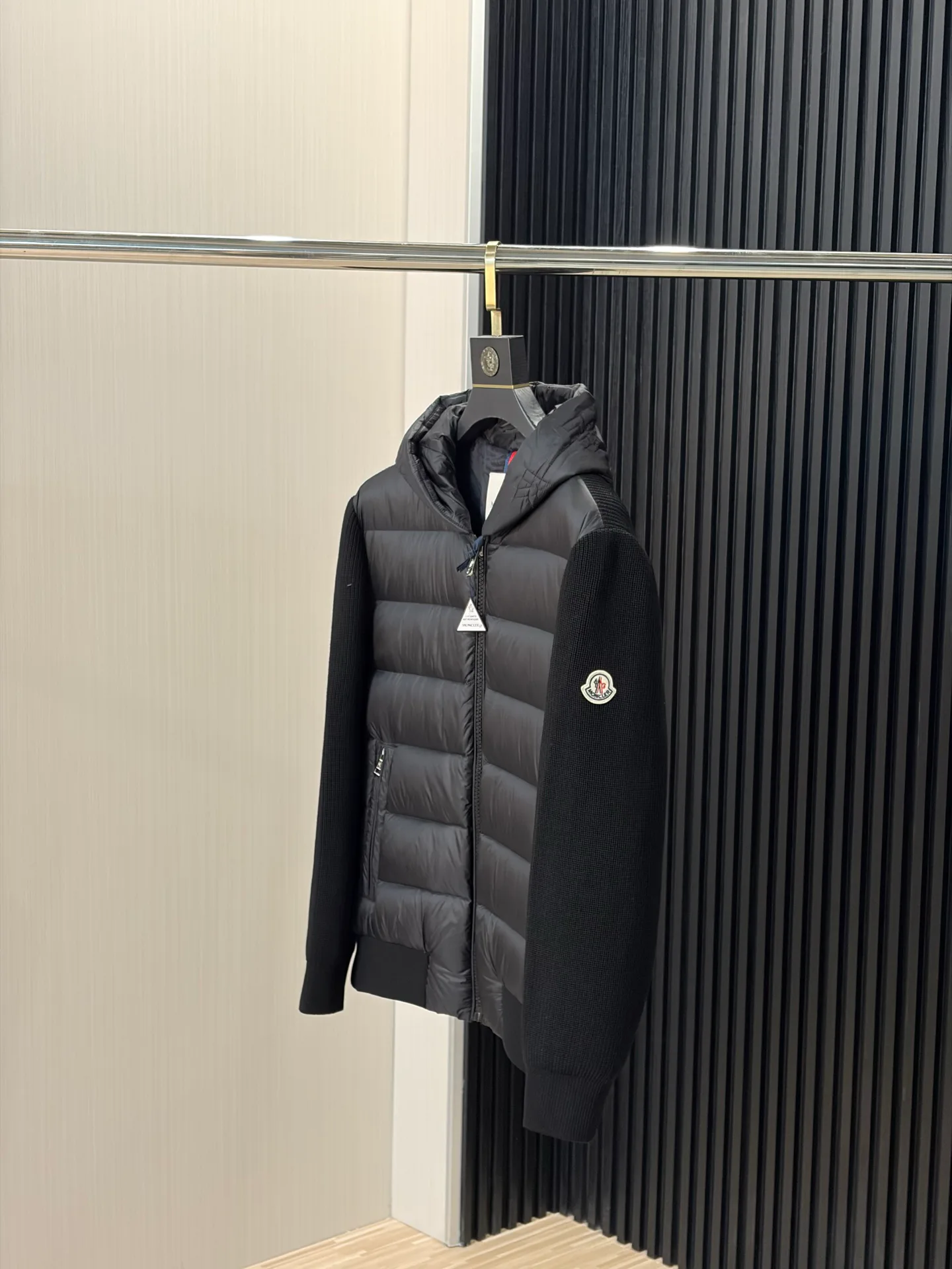 Куртки И Пуховики Женские Moncler 18391739