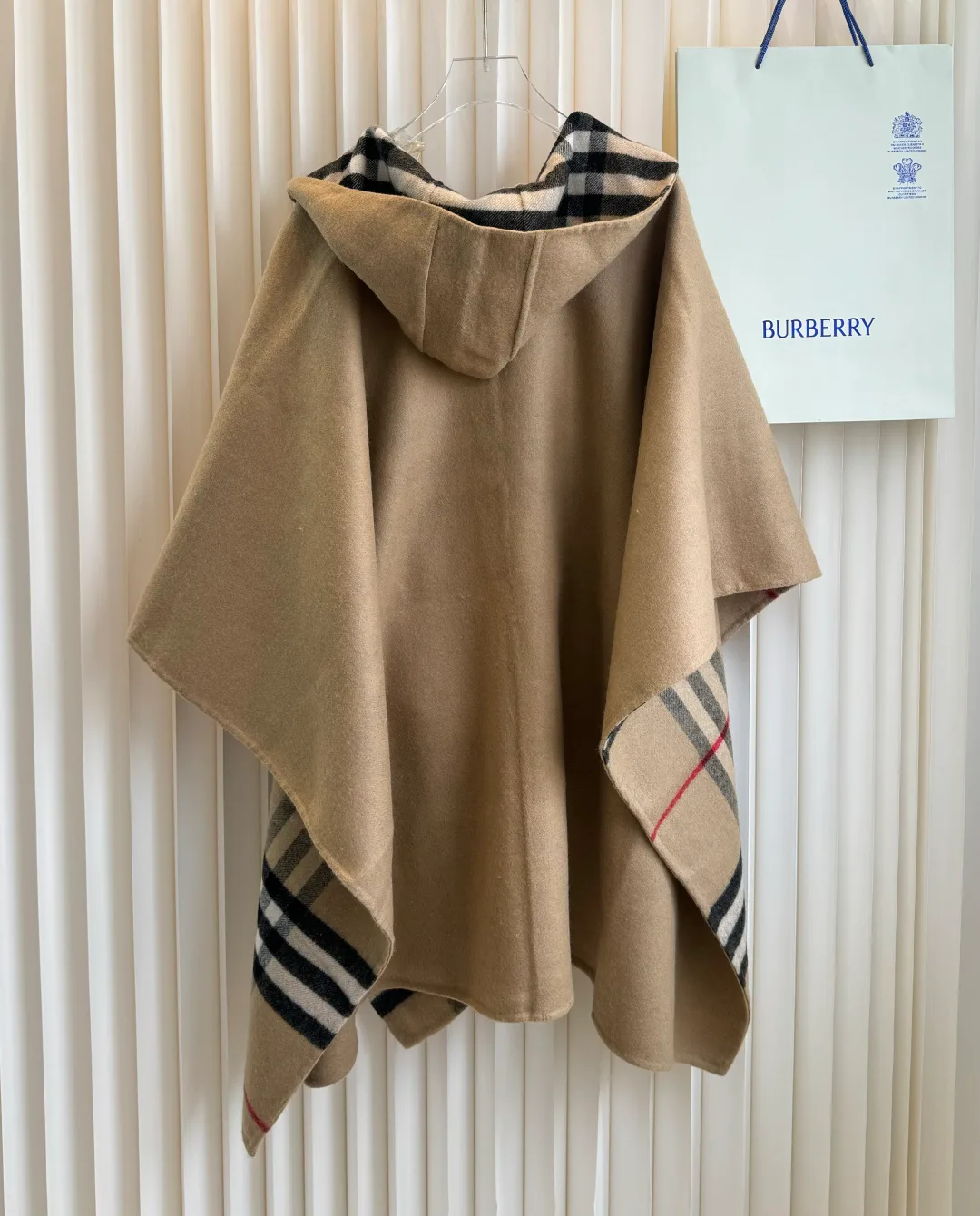 Пальто Женские Burberry 18627277