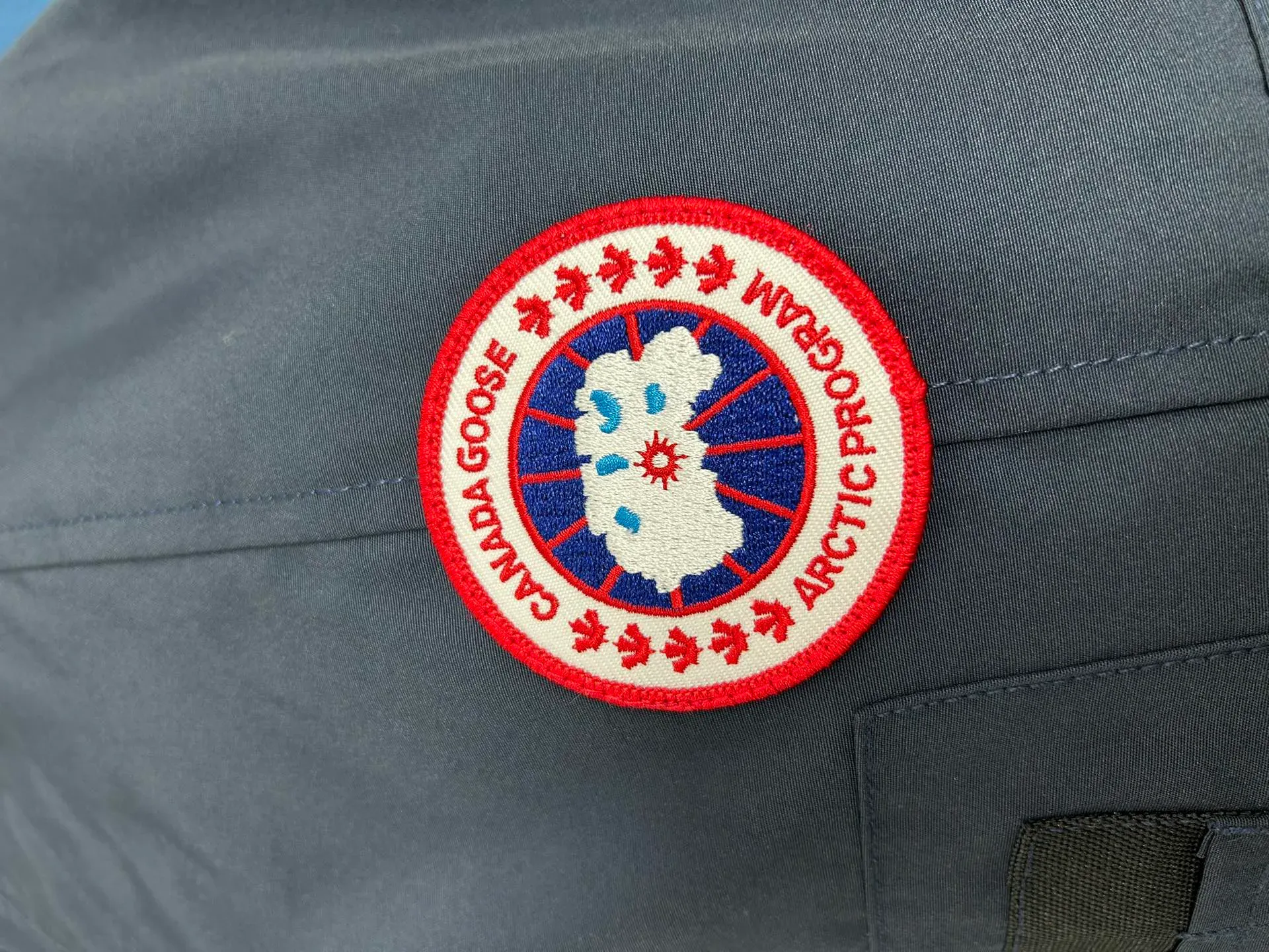 Куртки И Пуховики Женские Canada Goose 1956421