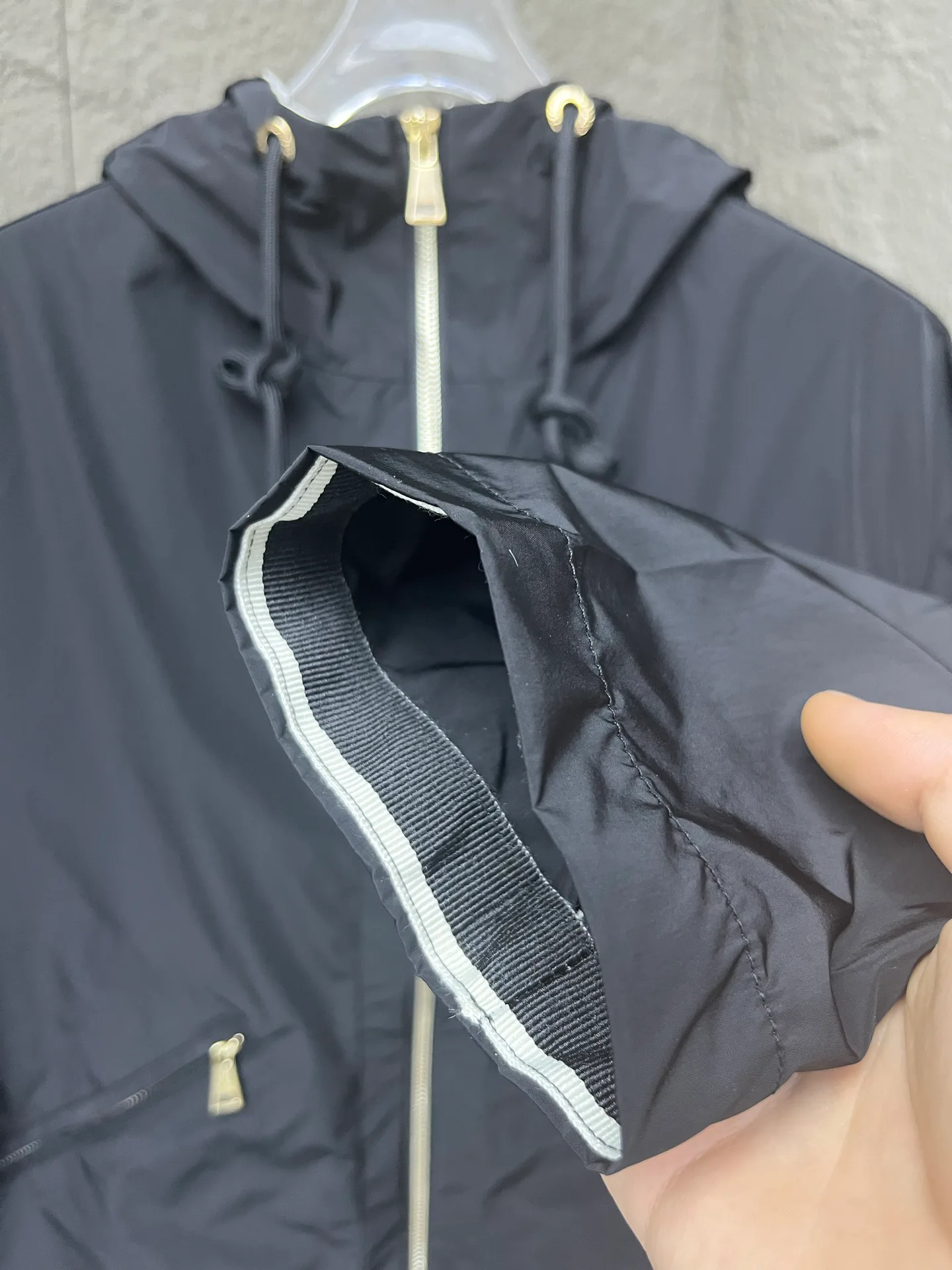 Куртки И Пуховики Женские Moncler 11862712