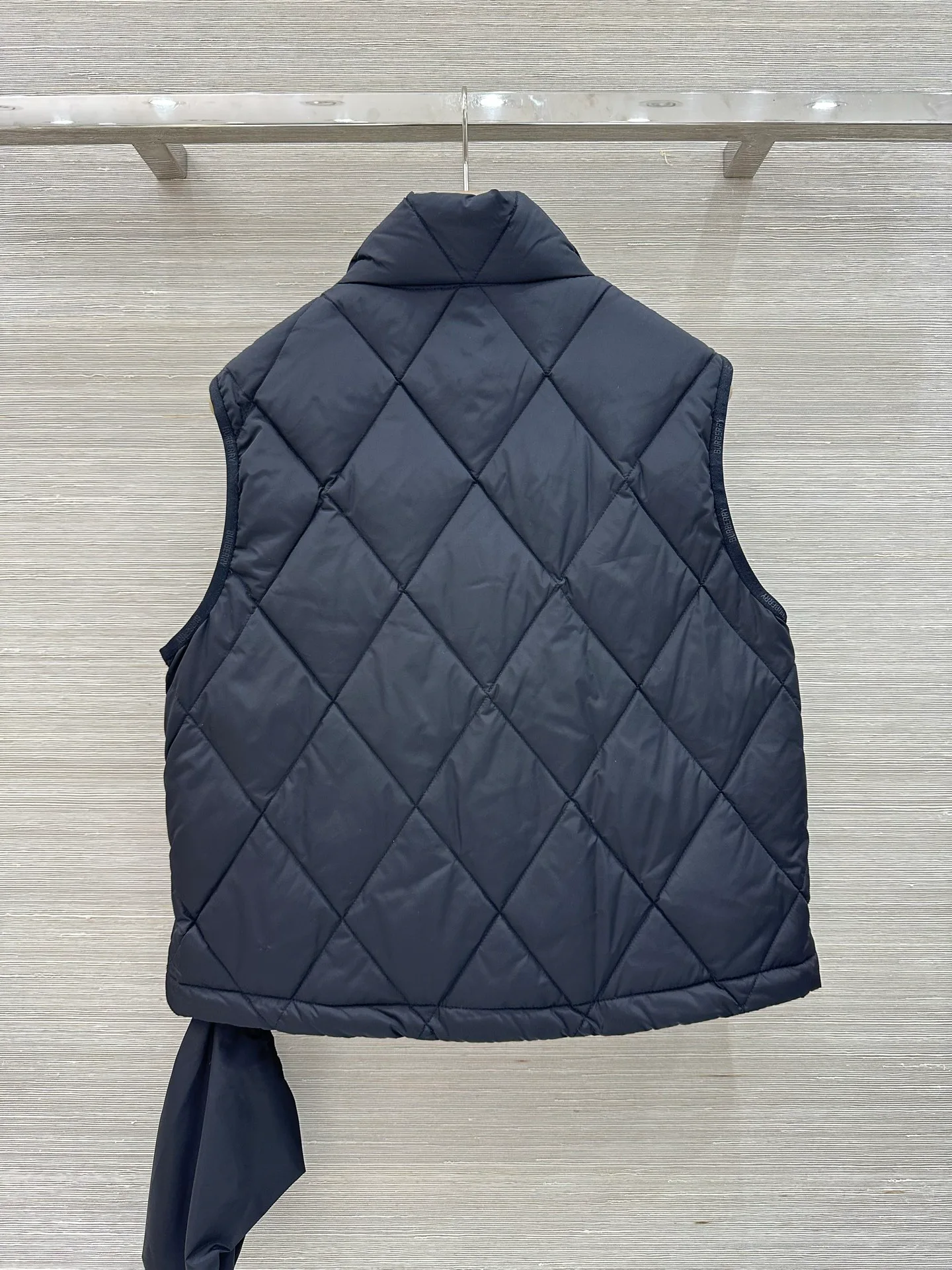 Жилеты Женские Burberry 18774622