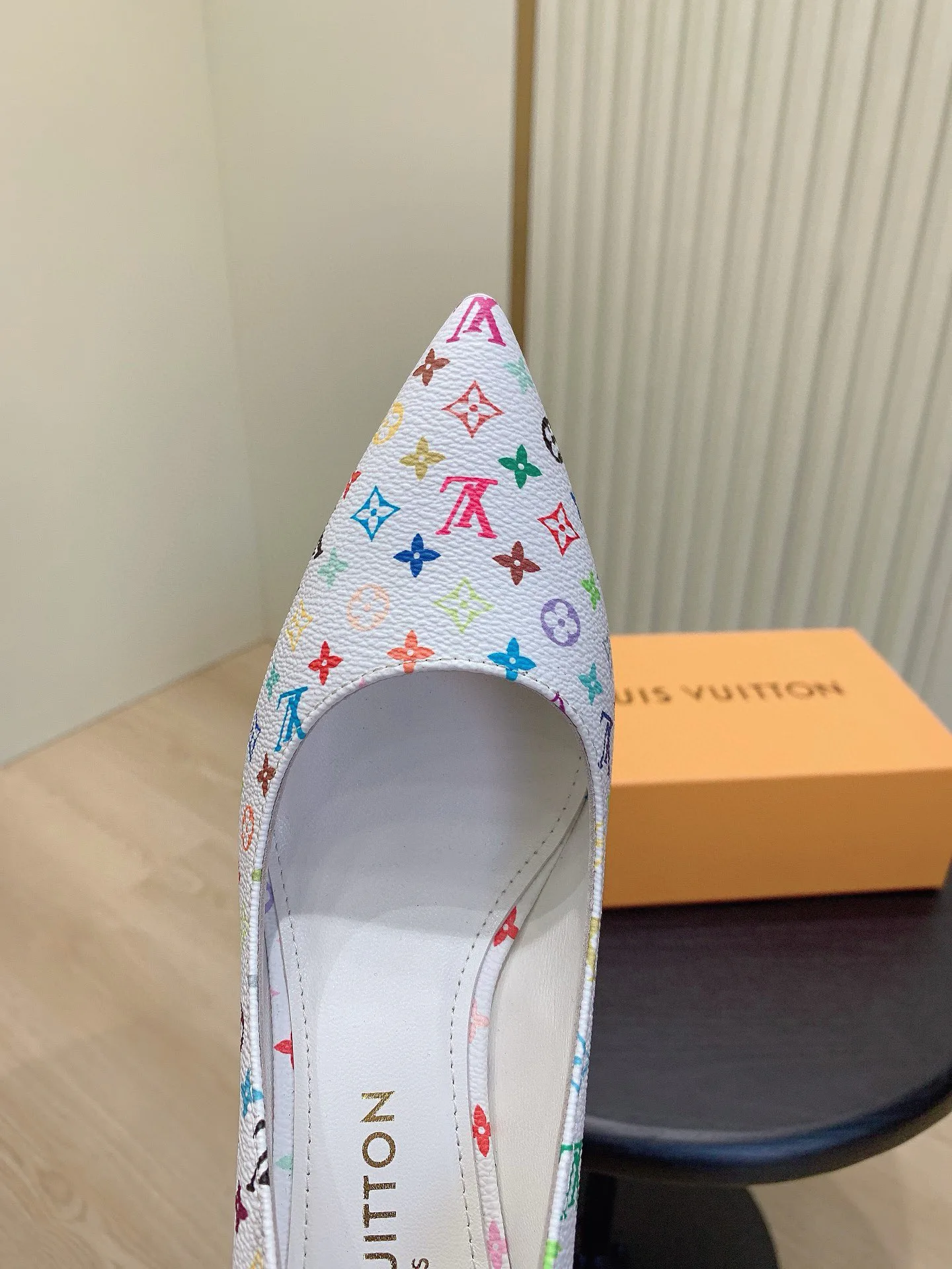 Туфли Женские Louis Vuitton 1834461