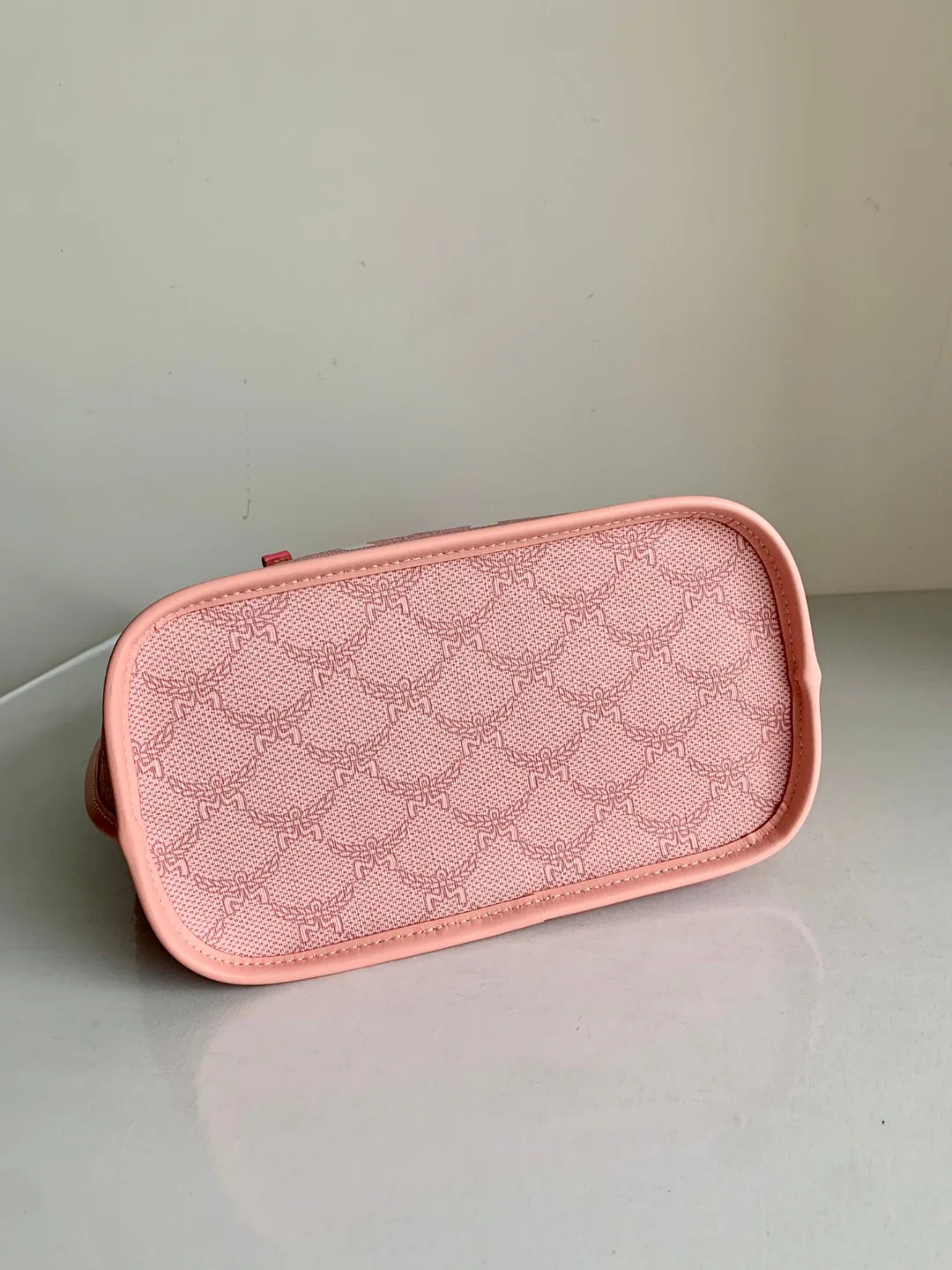 Классические Сумки Женские Mcm 9836282