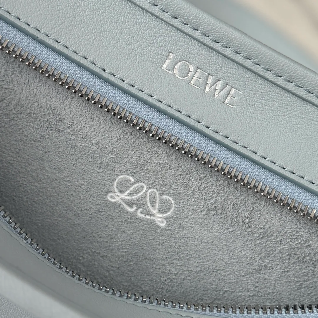 Классические Сумки Женские Loewe 18229668