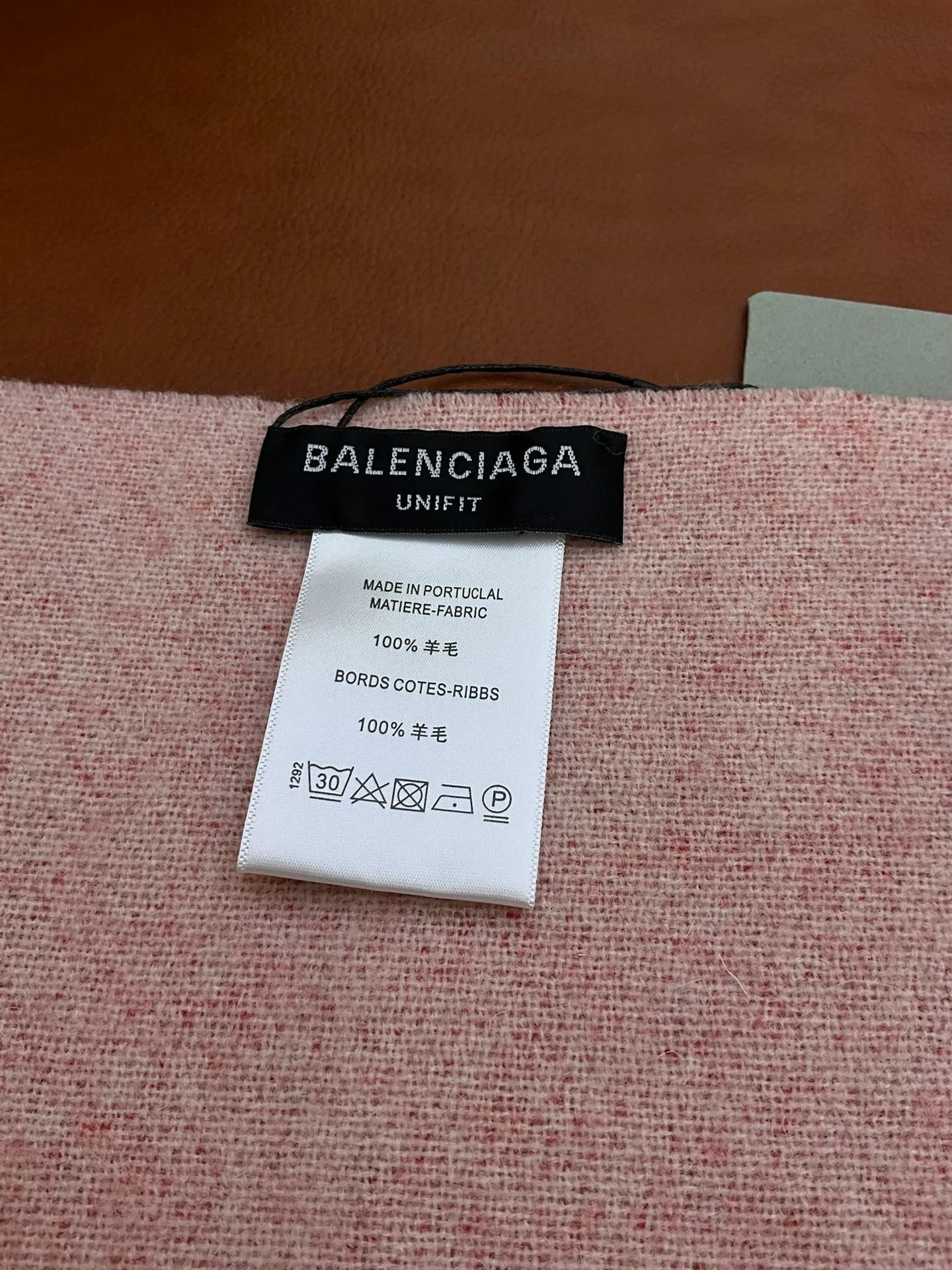 Шарфы Balenciaga 22020