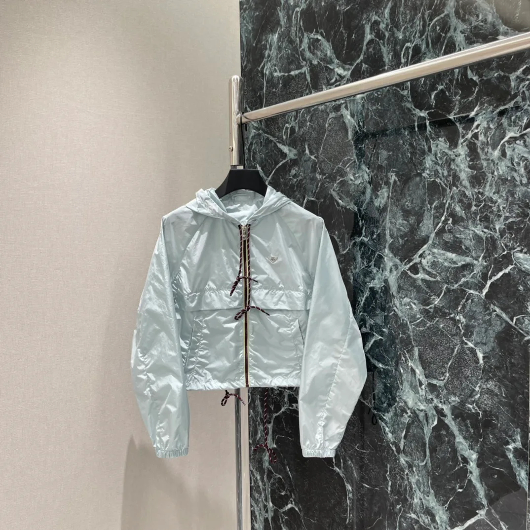 Куртки И Пуховики Мужские Prada 13559149