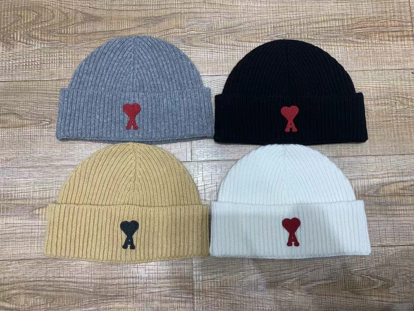 Головные Уборы Ami Paris 617600