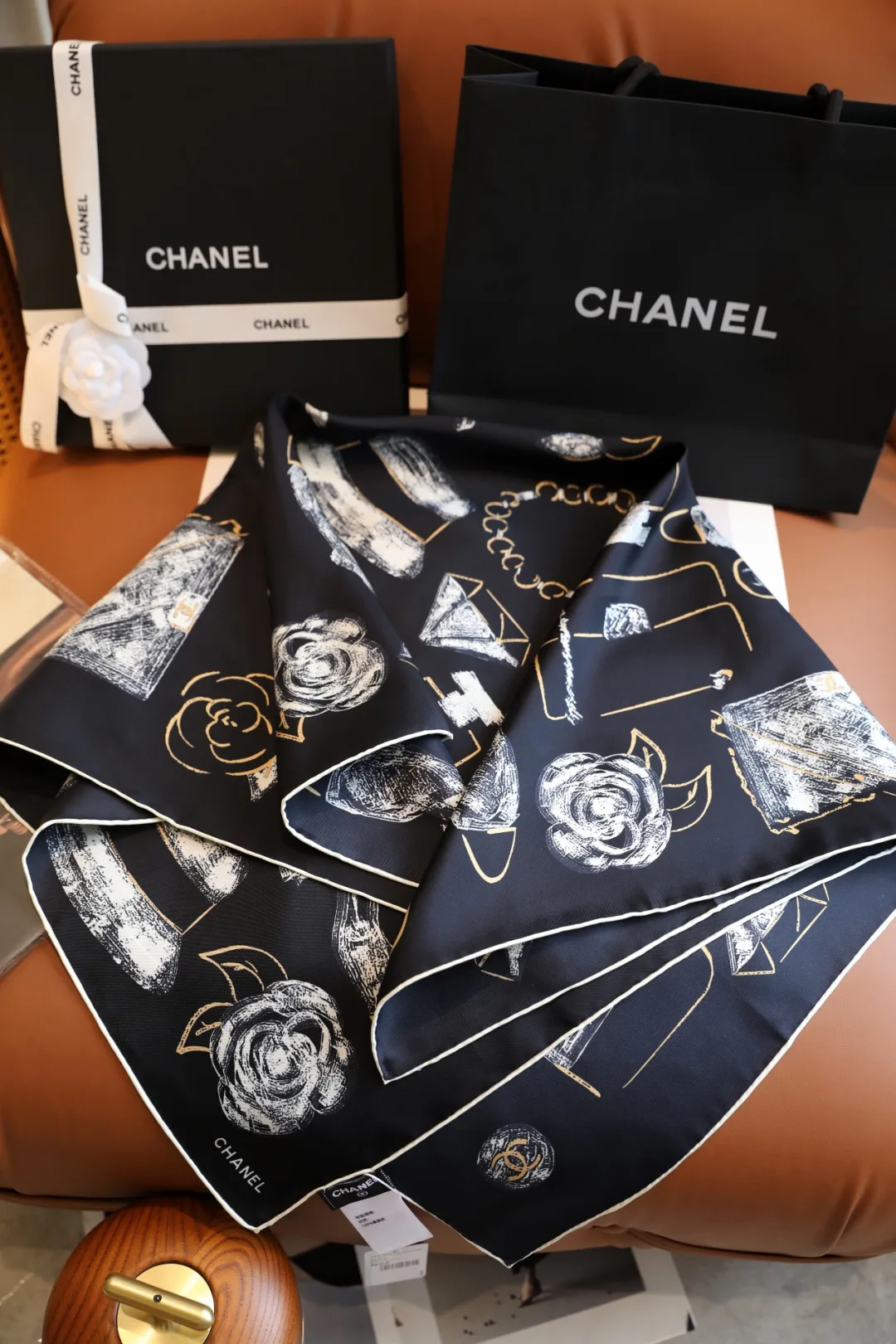 Платки Chanel 13980590
