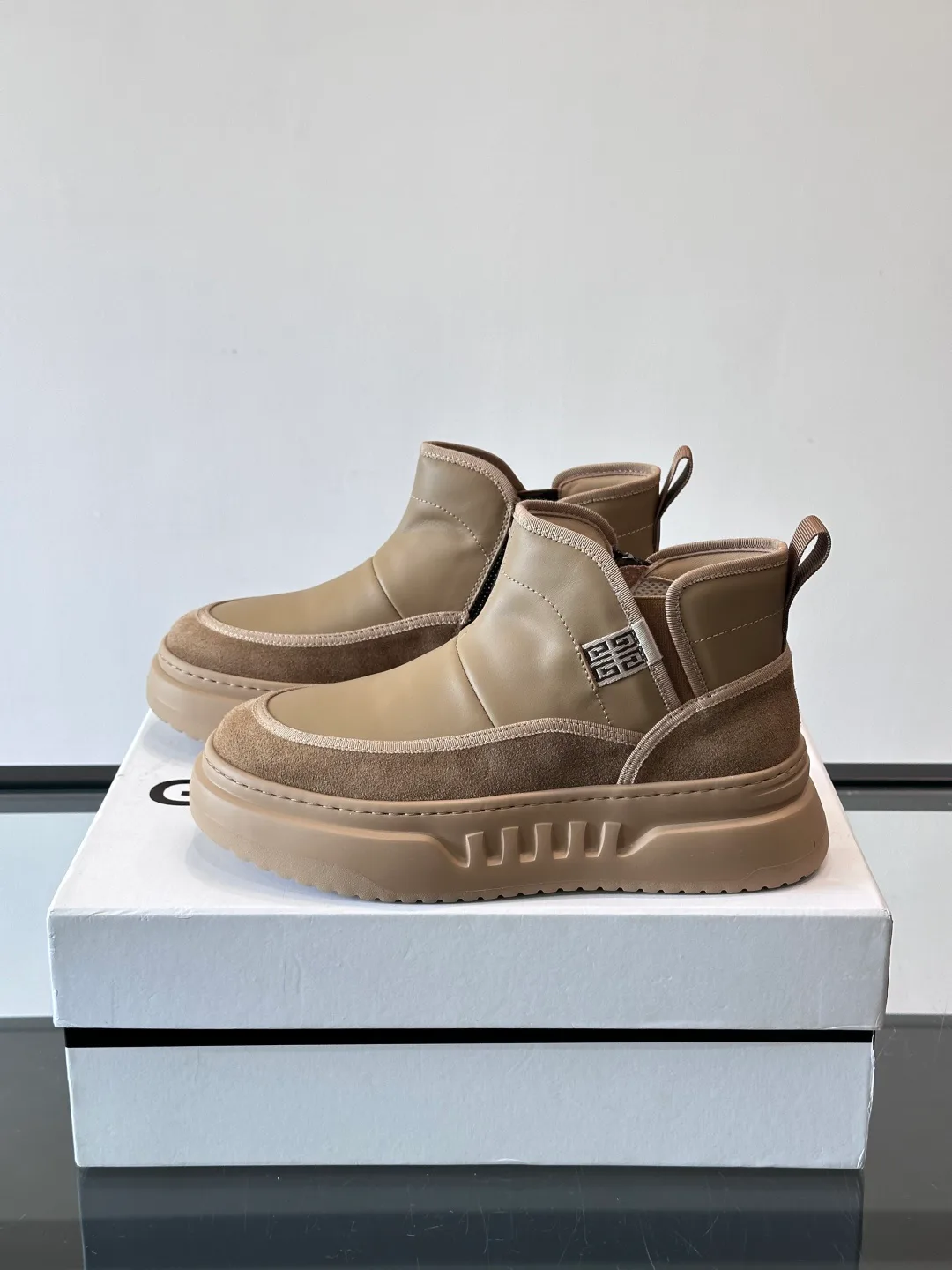 Ботинки Мужские Givenchy 2285495