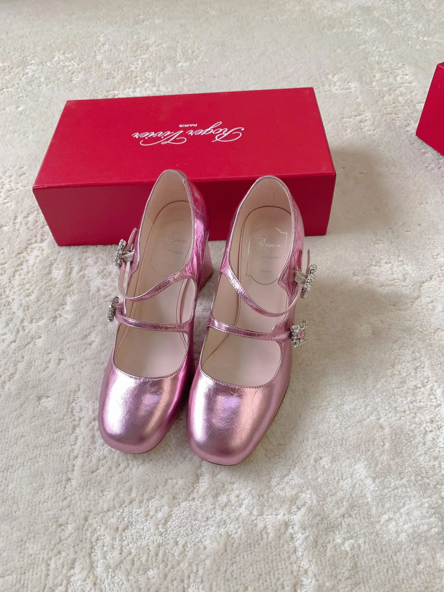 Туфли Женские Roger Vivier 17745812
