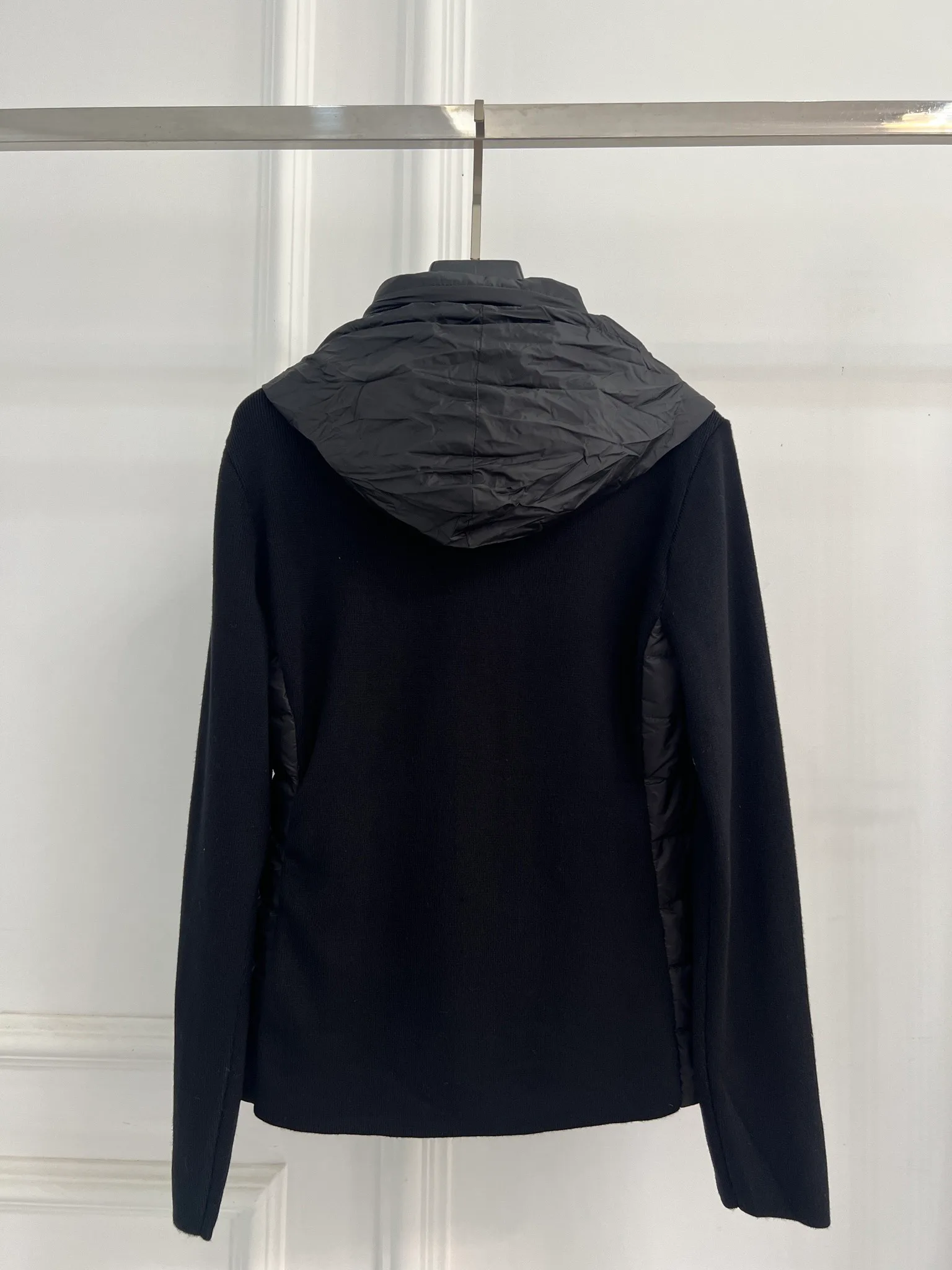 Куртки И Пуховики Женские Moncler 18416269