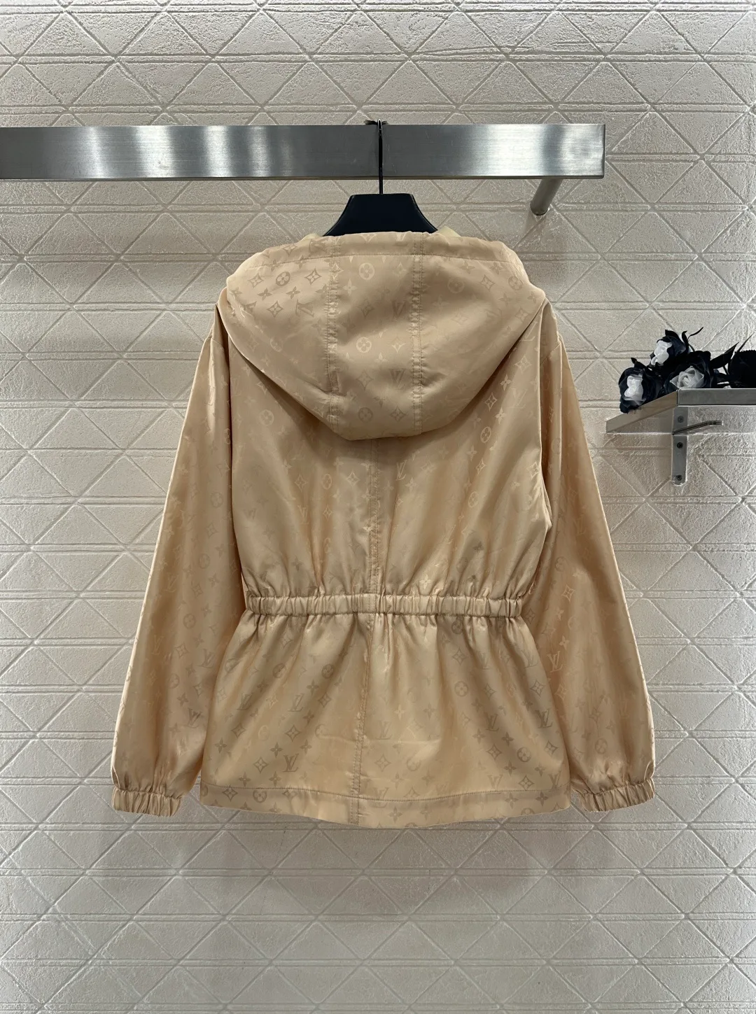 Куртки И Пуховики Женские Louis Vuitton 427836